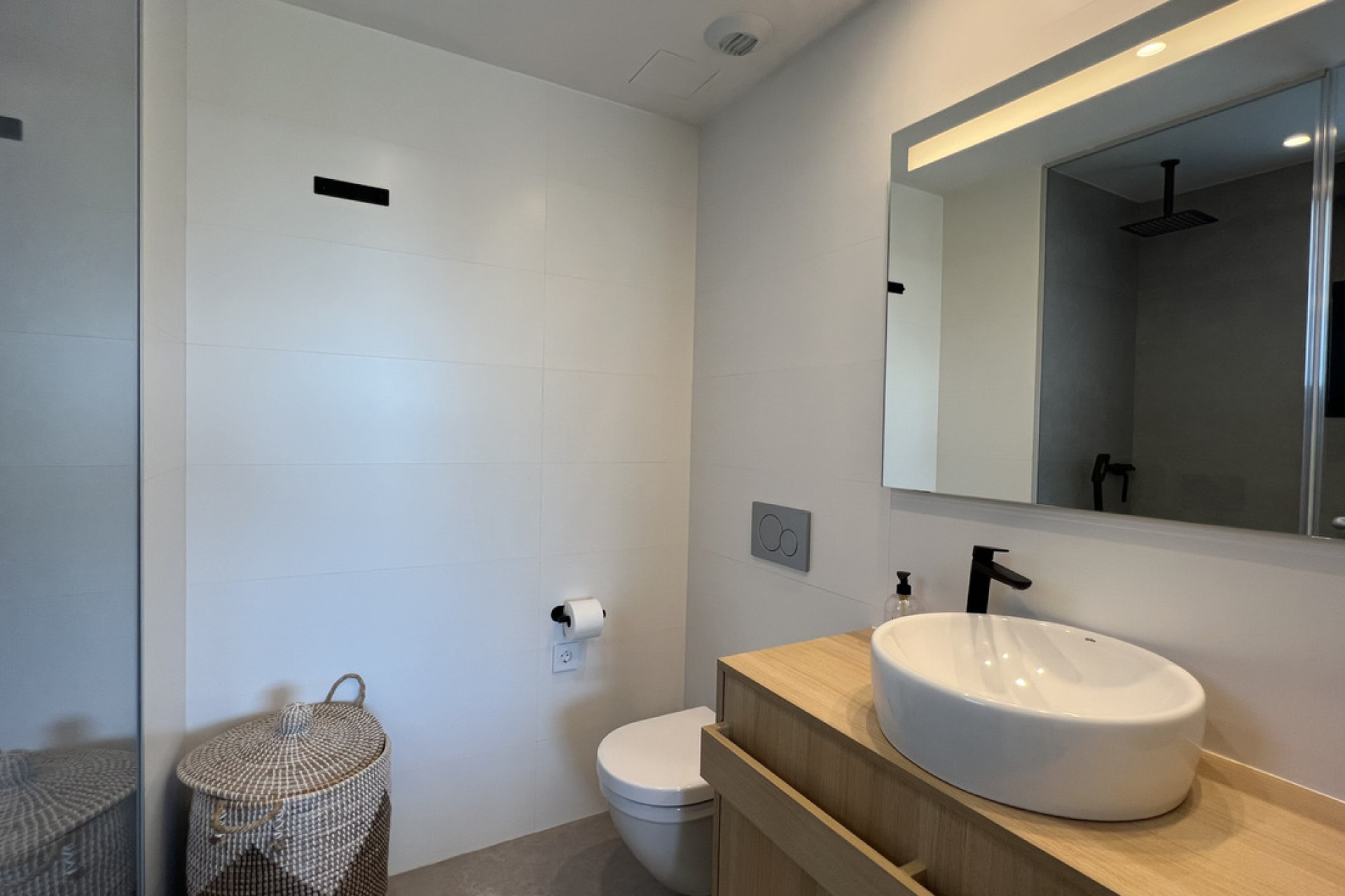 Resale - Apartment -
Las Colinas Golf Resort