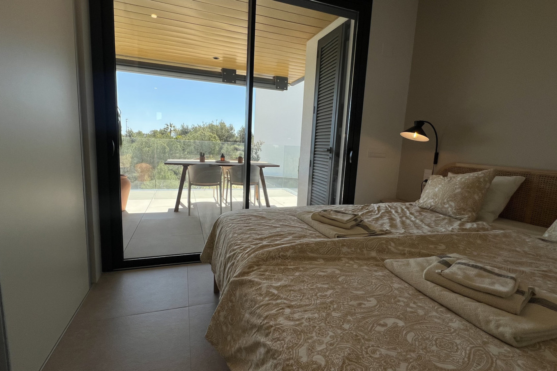 Resale - Apartment -
Las Colinas Golf Resort