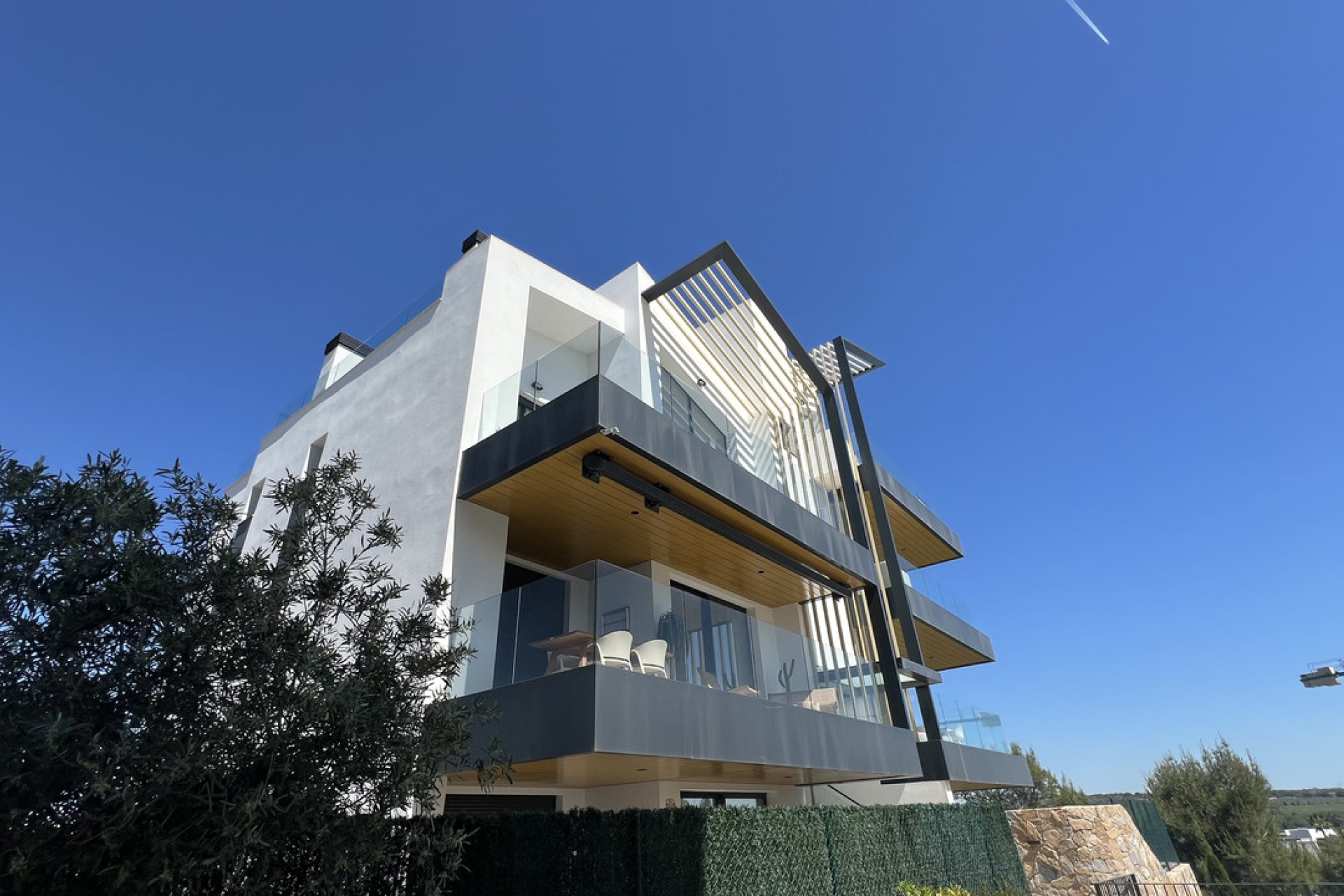 Resale - Apartment -
Las Colinas Golf Resort
