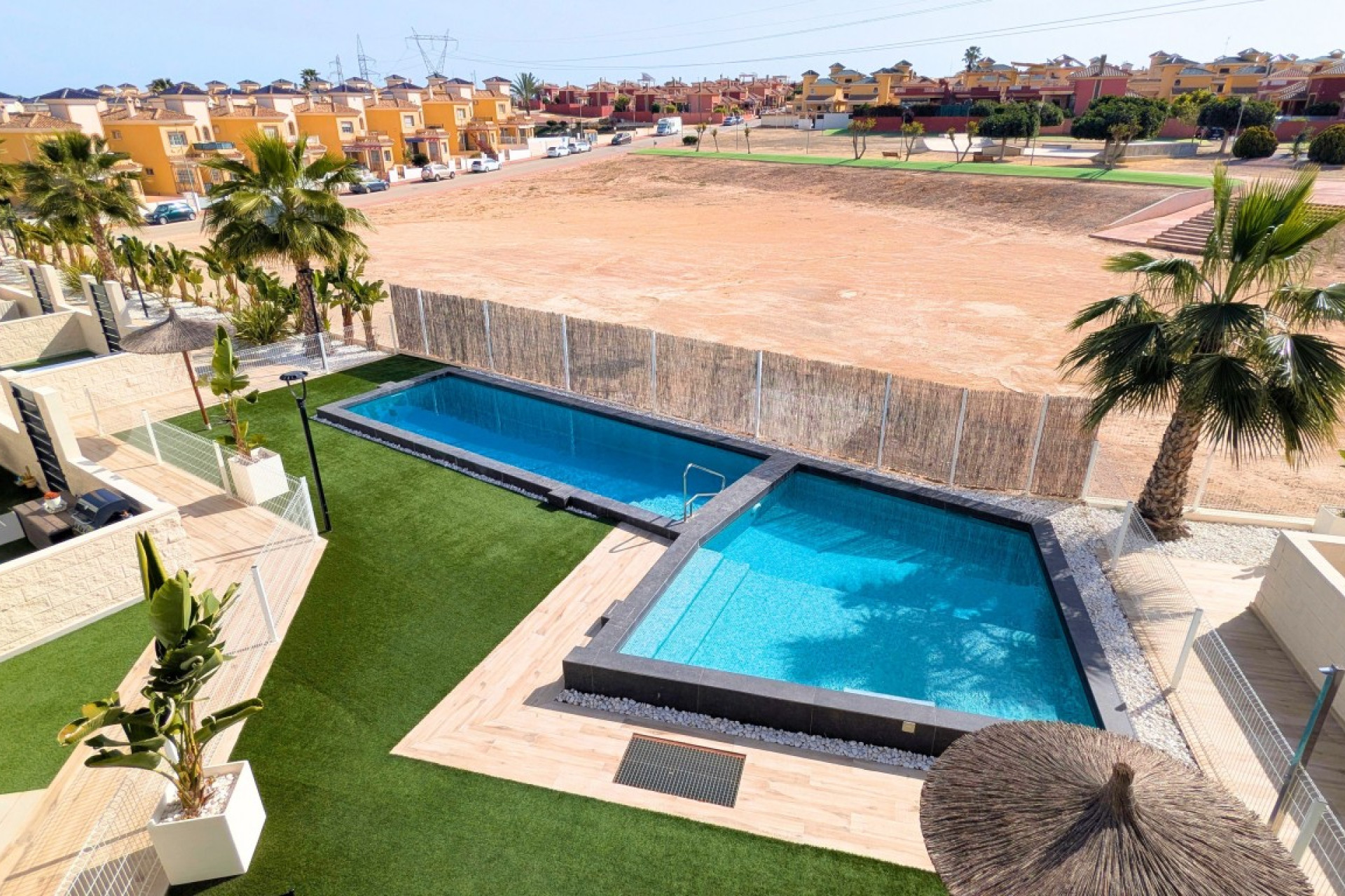 Resale - Apartment -
Lo Crispin - Inland