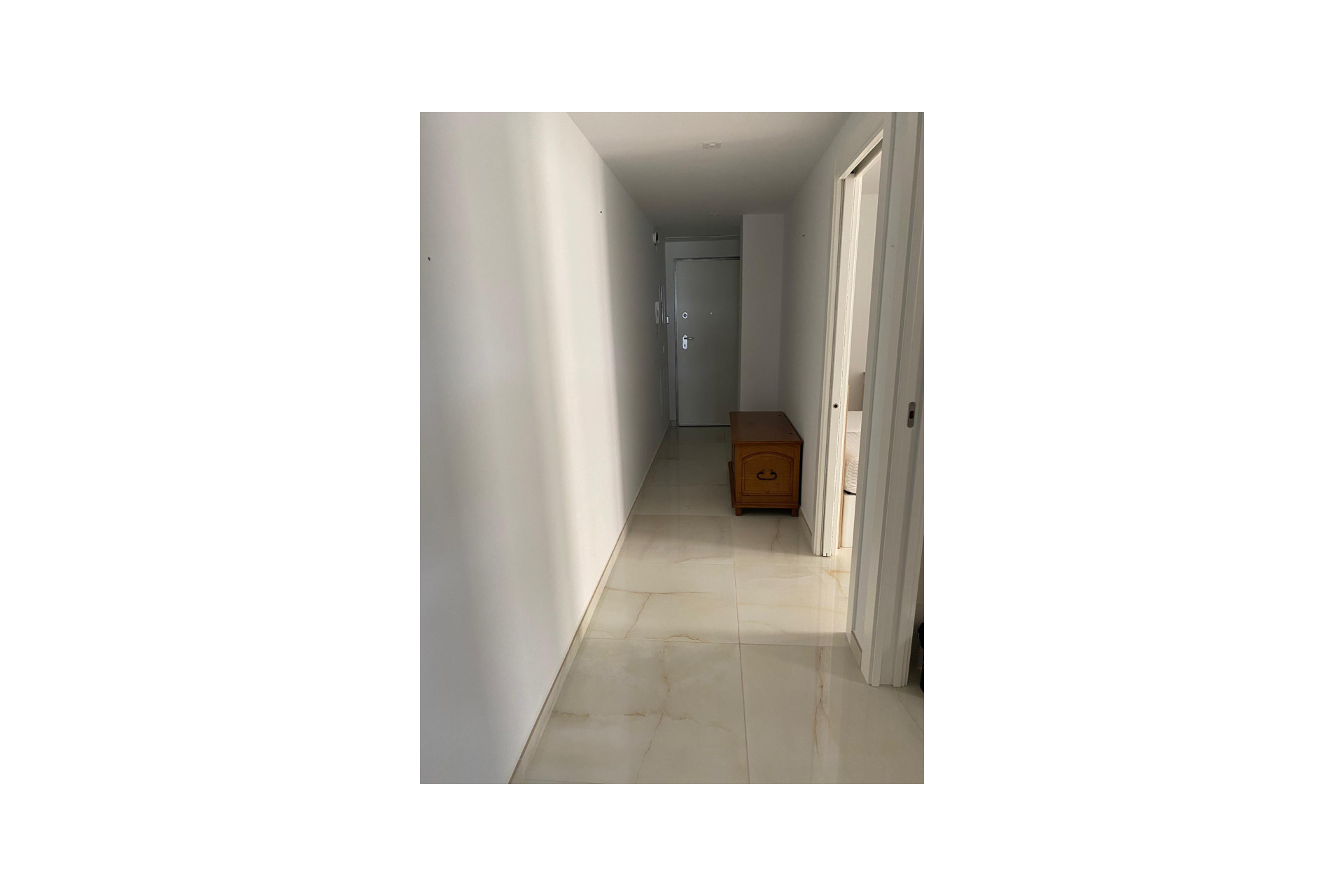 Resale - Apartment -
Los Almendros