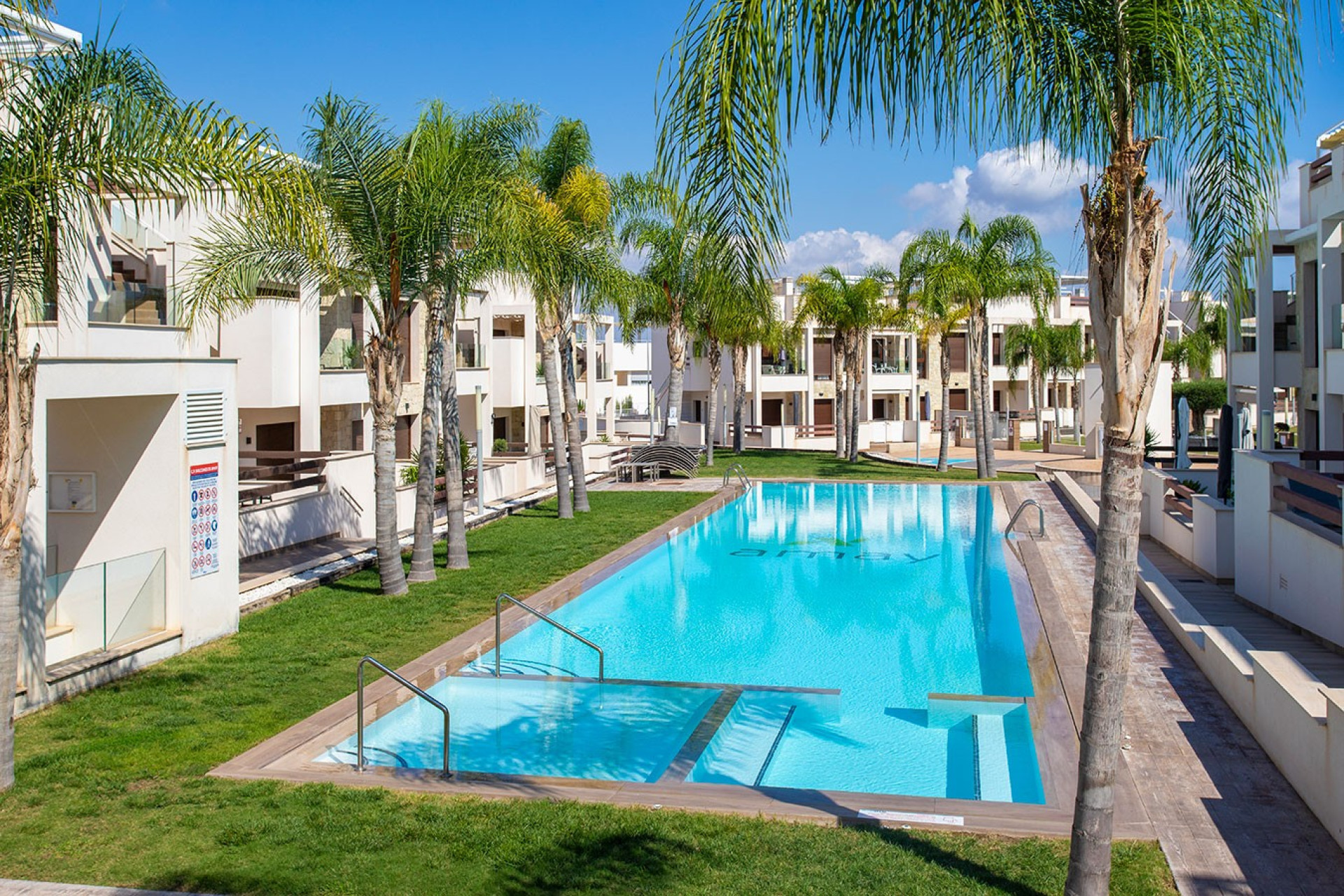 Resale - Apartment -
Los Balcones - Torrevieja