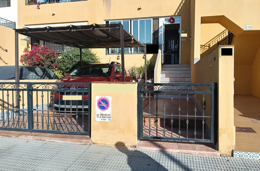 Resale - Apartment -
Los Montesinos - La Herrada