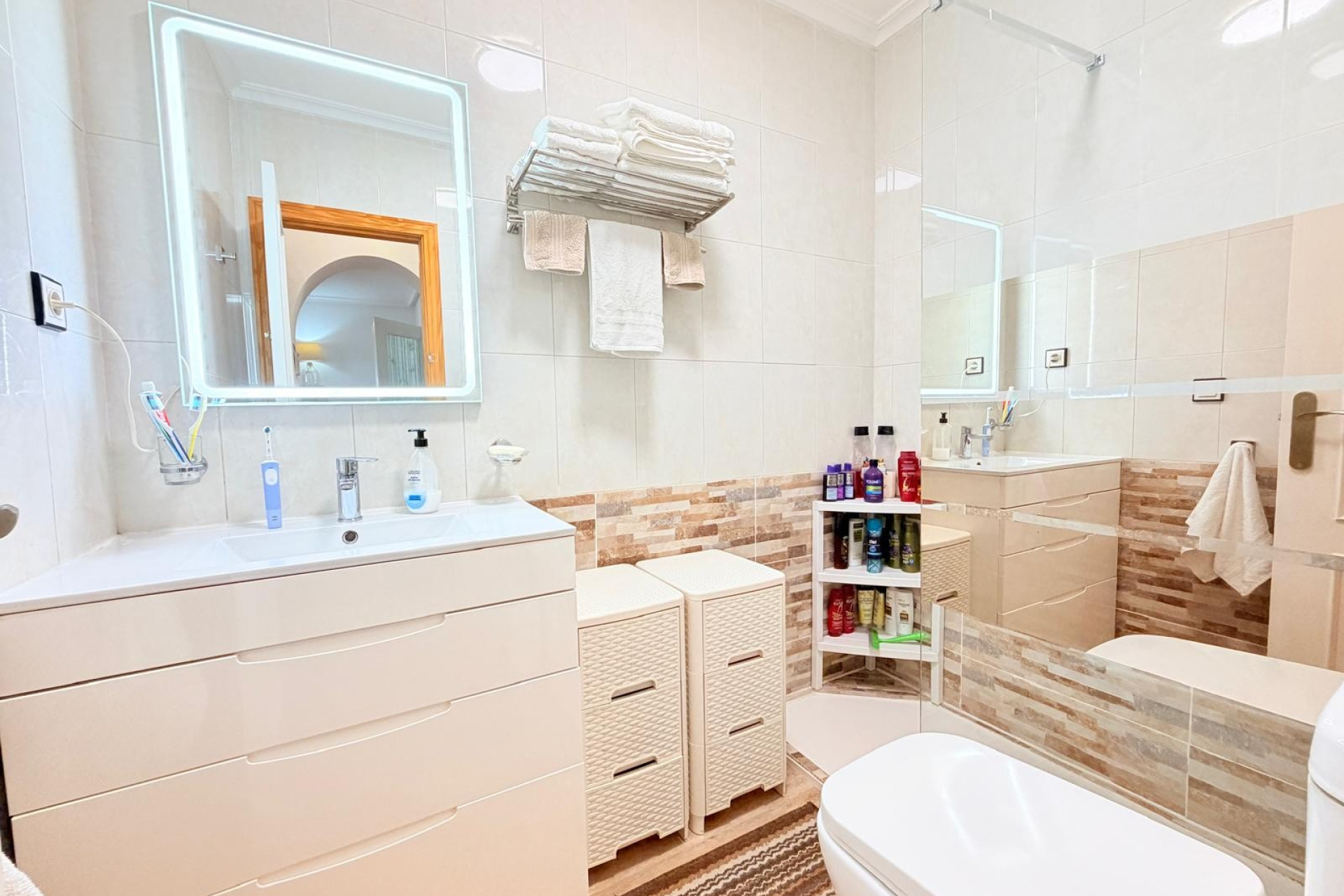 Resale - Apartment -
Los Montesinos - La Herrada
