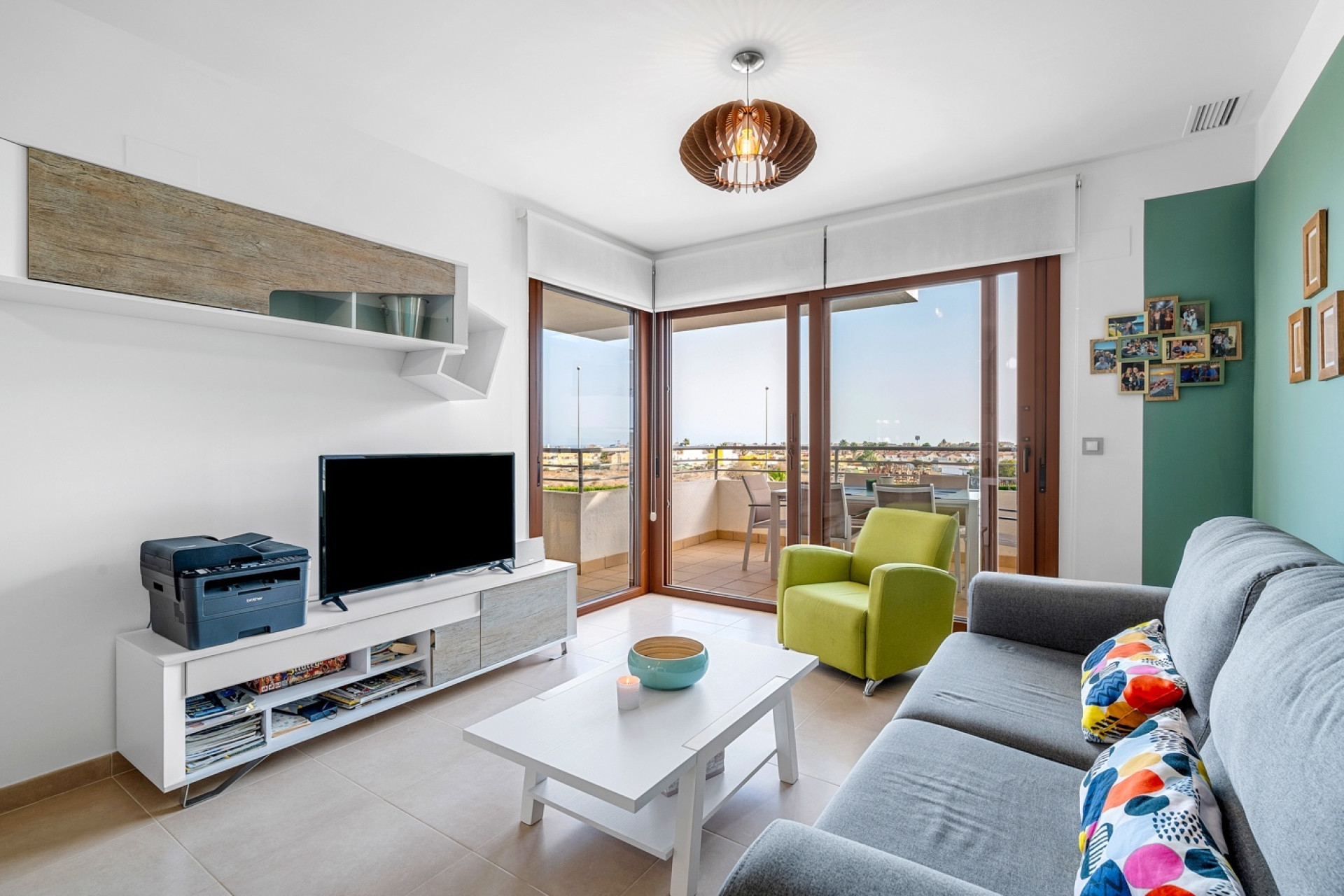 Resale - Apartment -
Orihuela Costa - Campoamor