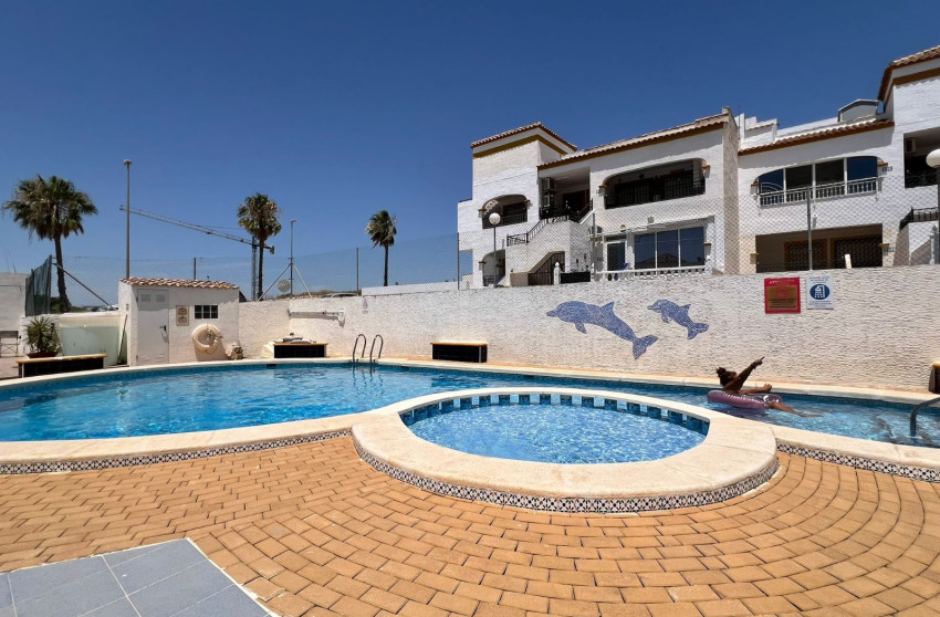 Resale - Apartment -
Orihuela Costa - Entre Naranjos - Vistabella Golf