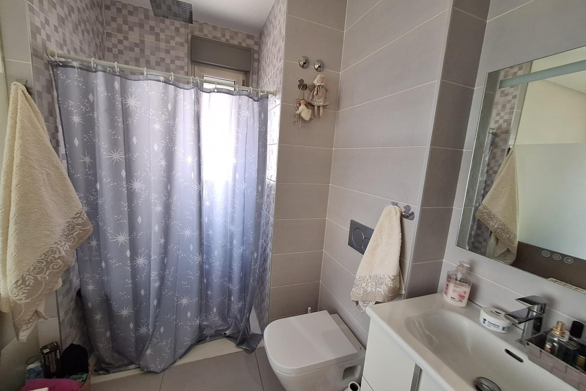 Resale - Apartment -
Orihuela Costa - Los Dolses