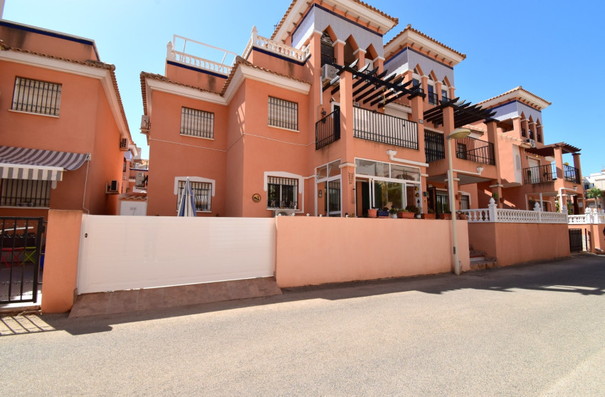 Resale - Apartment -
Orihuela Costa - Playa Flamenca