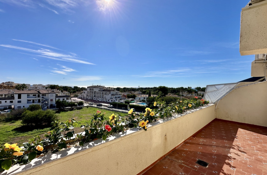 Resale - Apartment -
Orihuela Costa - Punta Prima