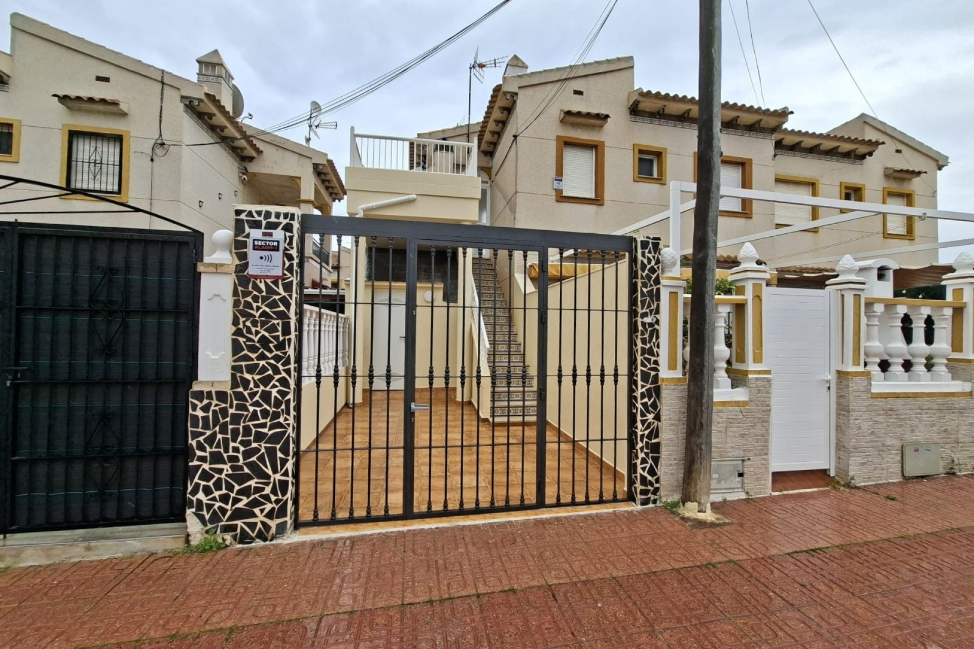 Resale - Apartment -
Orihuela Costa - Punta Prima