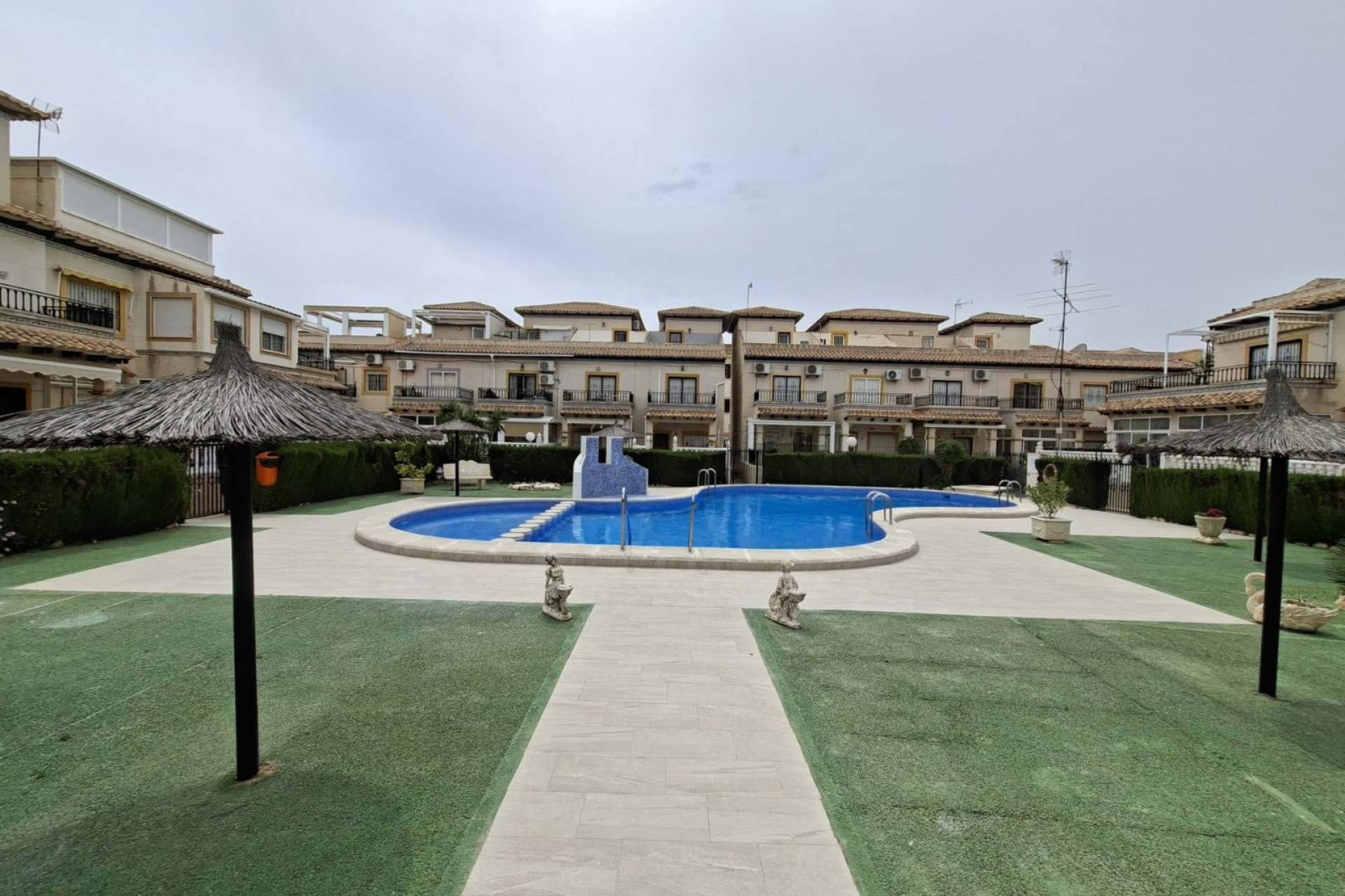 Resale - Apartment -
Orihuela Costa - Punta Prima