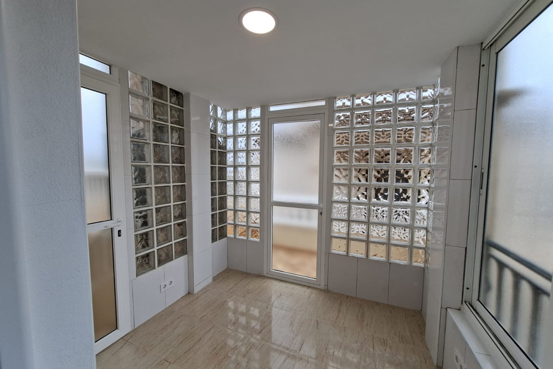 Resale - Apartment -
Orihuela Costa - Punta Prima