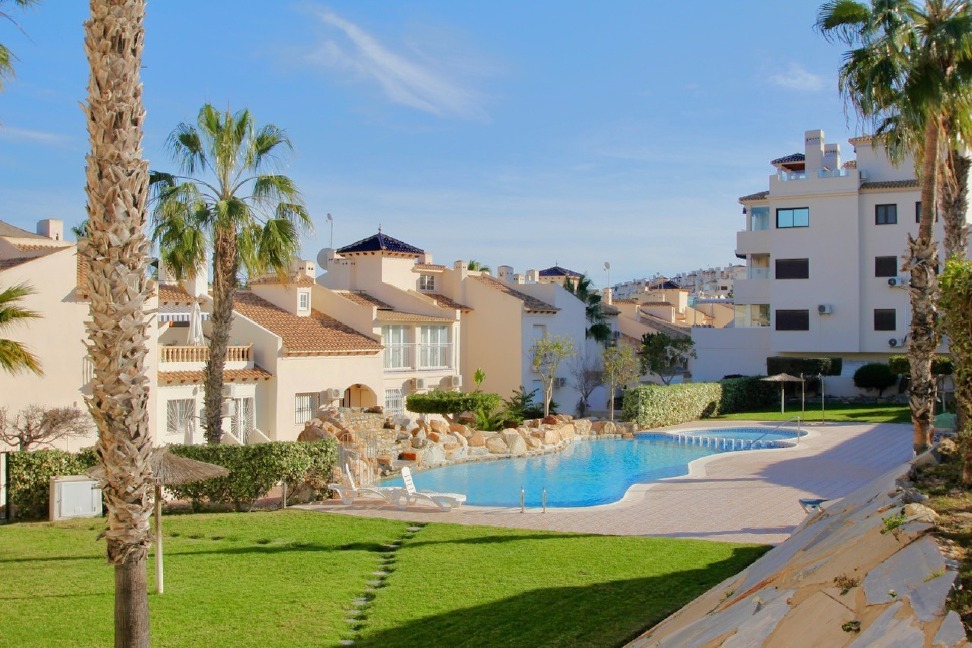 Resale - Apartment -
Orihuela Costa