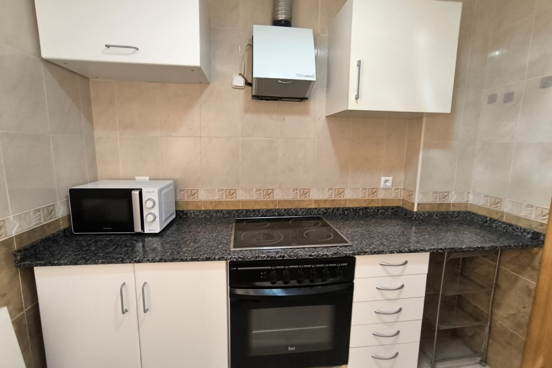 Resale - Apartment -
Pinoso - Inland