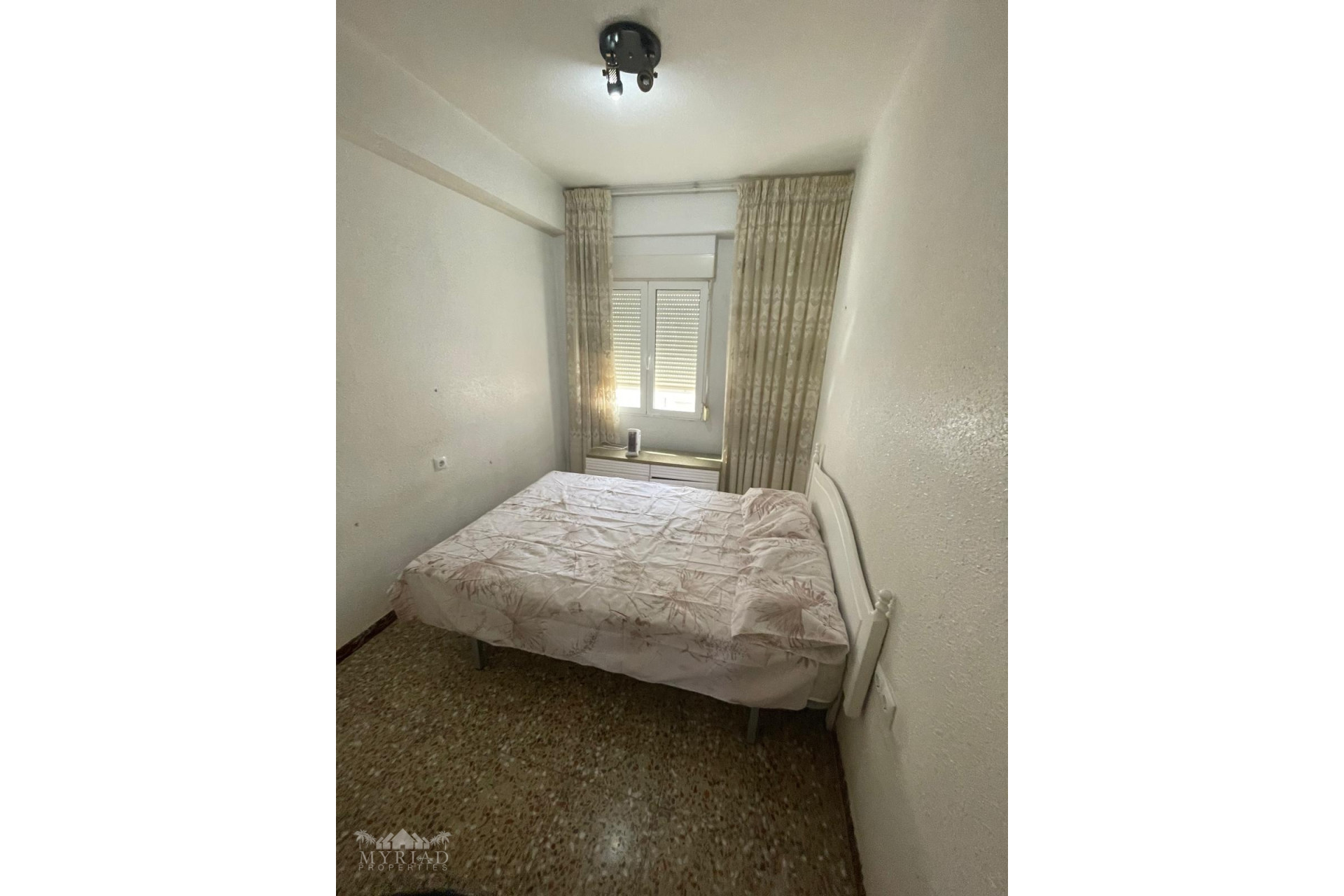 Resale - Apartment -
Pinoso - Pinoso Alicante
