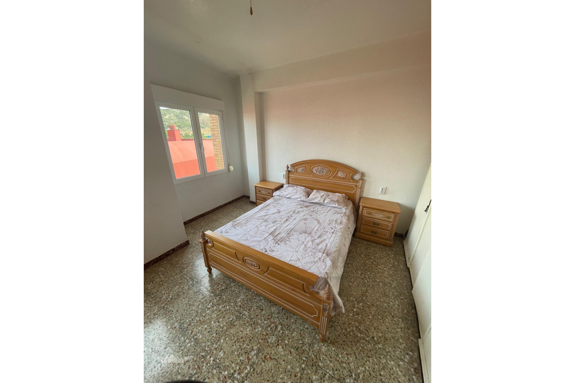 Resale - Apartment -
Pinoso - Pinoso Alicante