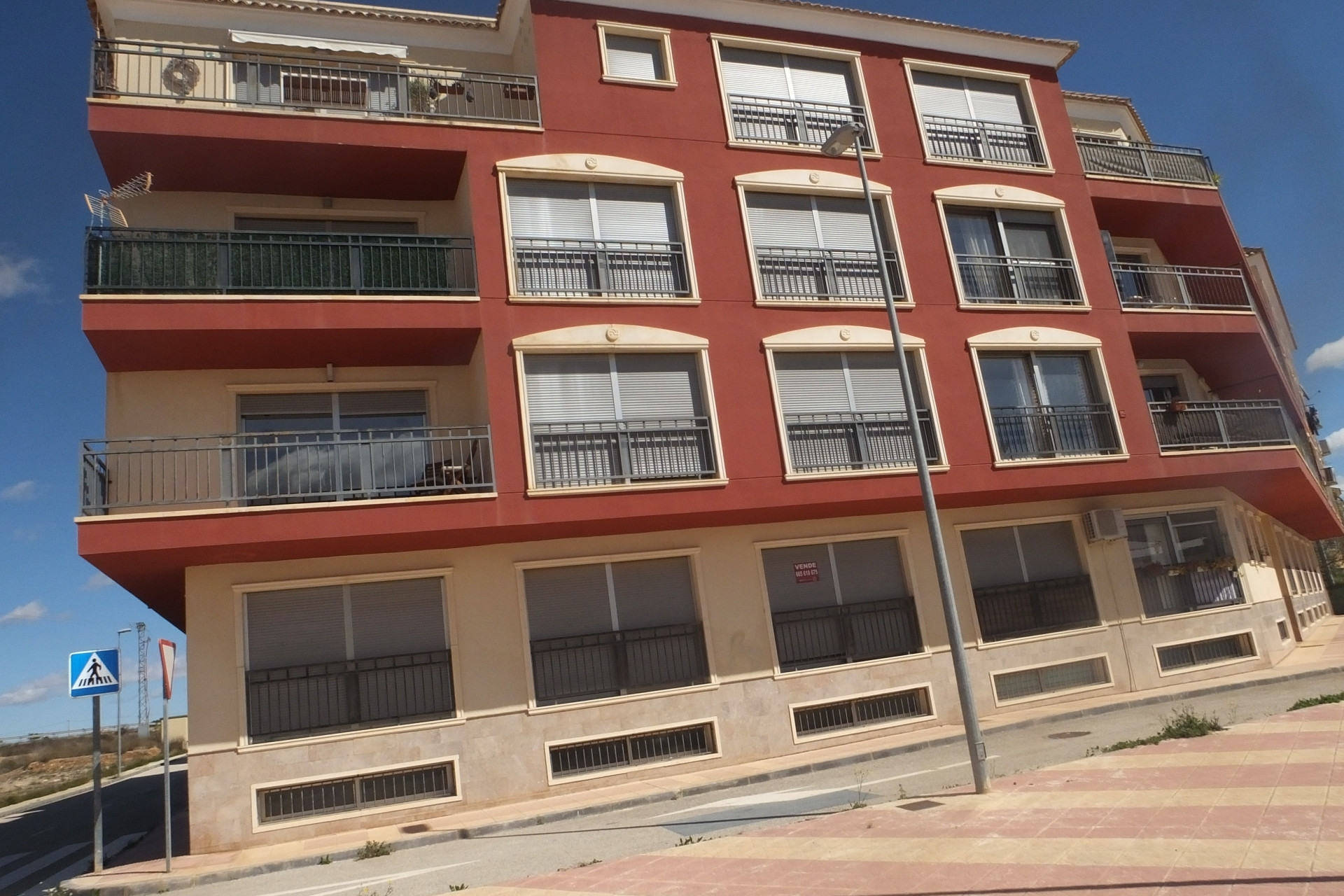 Resale - Apartment -
Pinoso - Pinoso Alicante