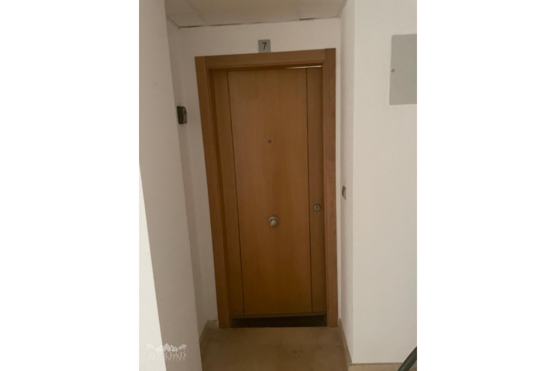 Resale - Apartment -
Pinoso - Pinoso Alicante