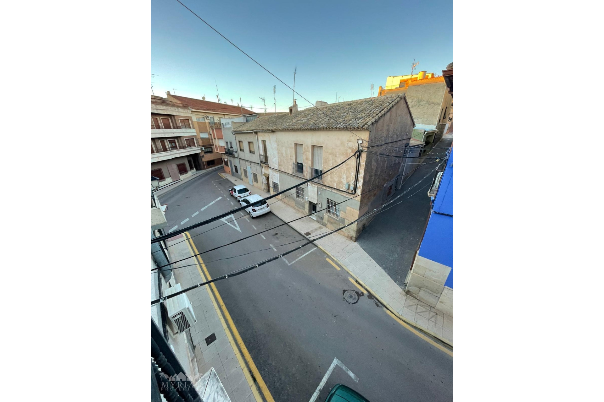 Resale - Apartment -
Pinoso - Pinoso Alicante