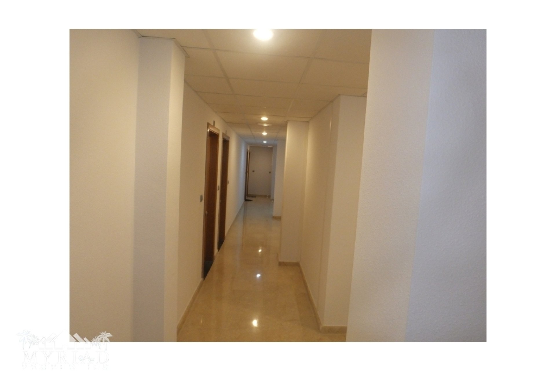 Resale - Apartment -
Pinoso - Pinoso Alicante