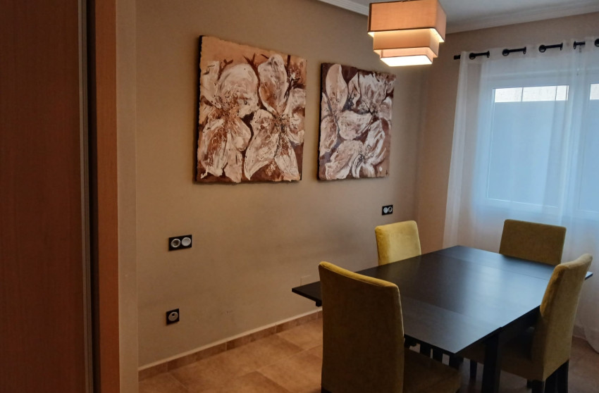 Resale - Apartment -
Pinoso - Pinoso Alicante