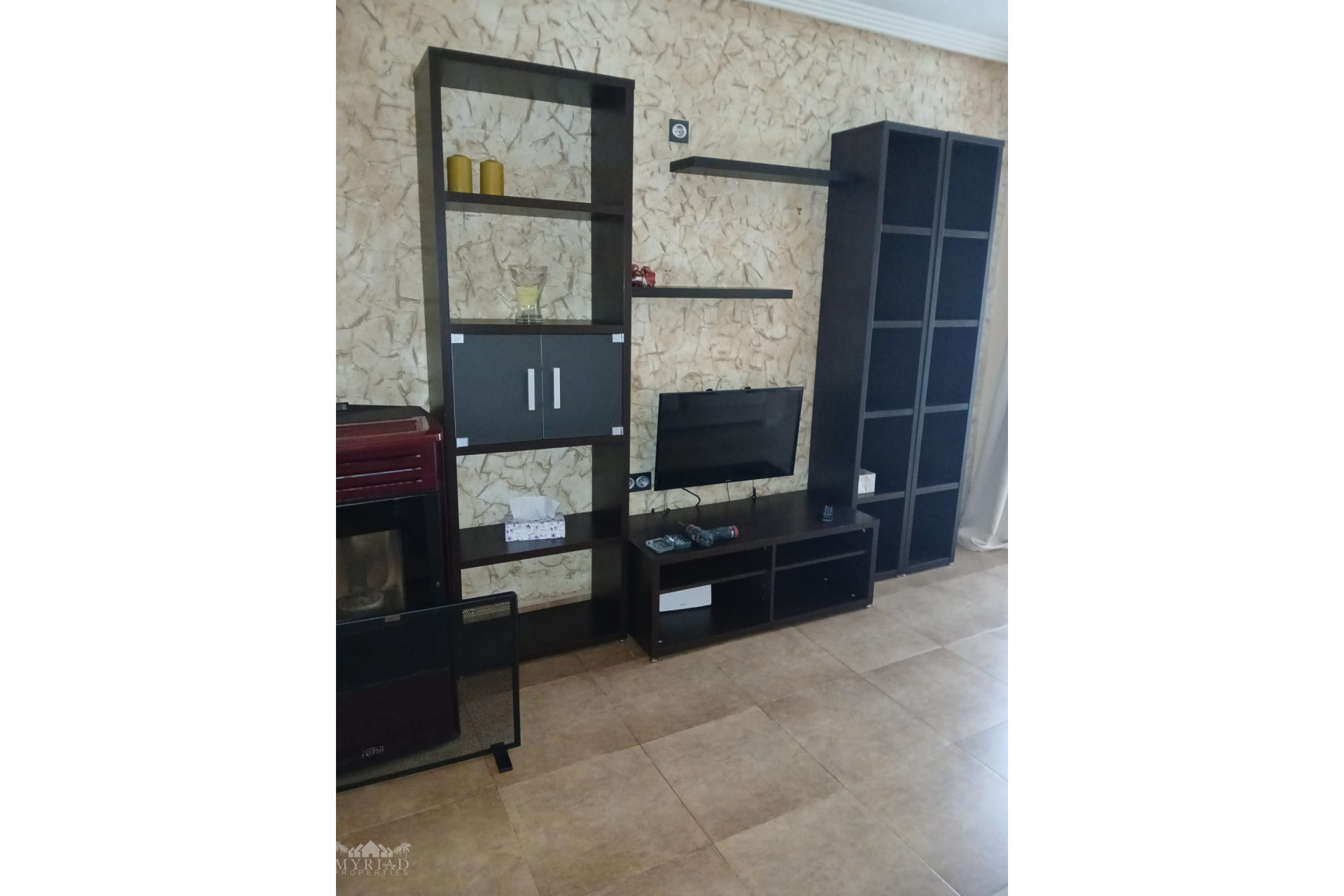 Resale - Apartment -
Pinoso - Pinoso Alicante