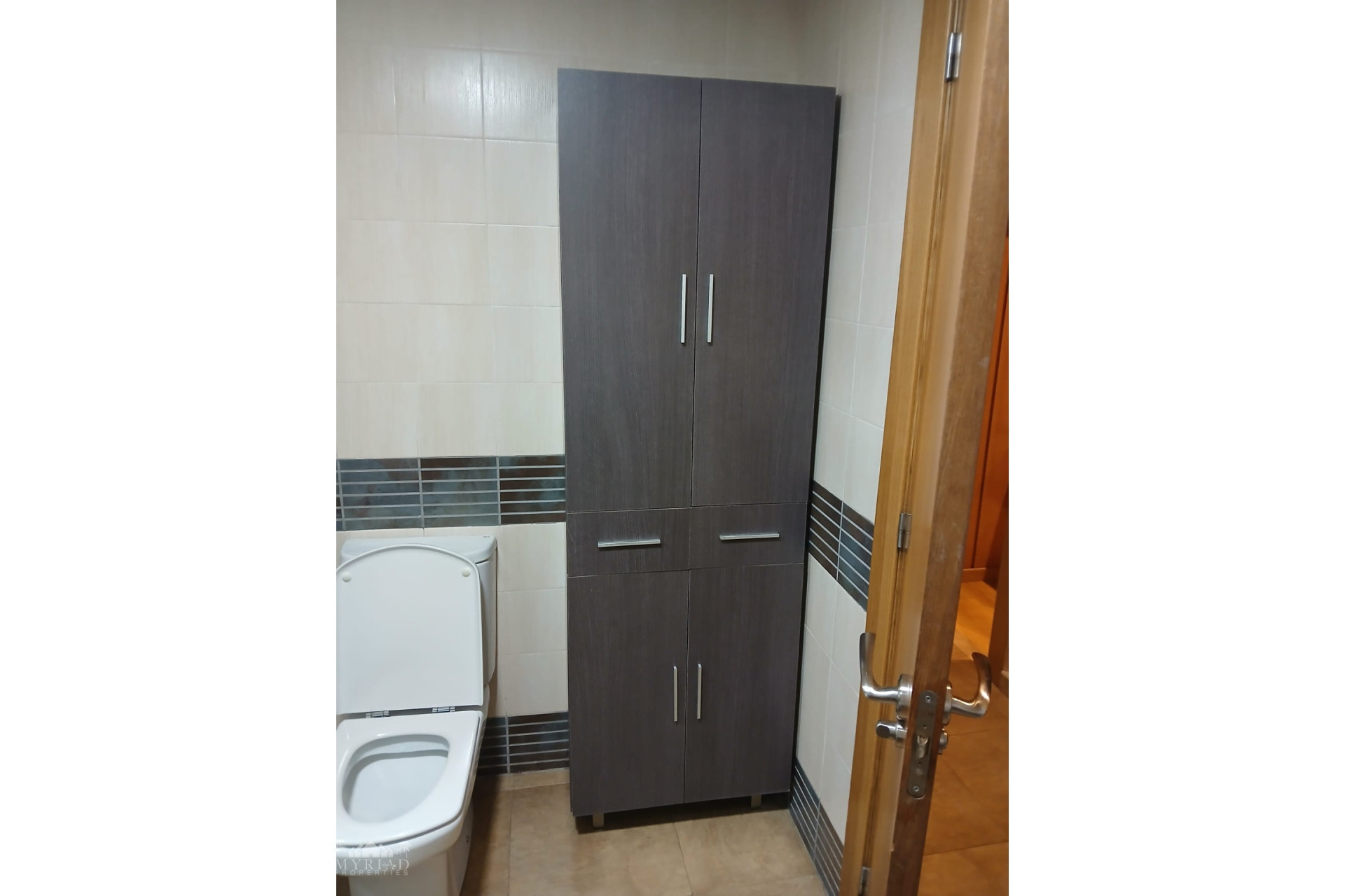 Resale - Apartment -
Pinoso - Pinoso Alicante