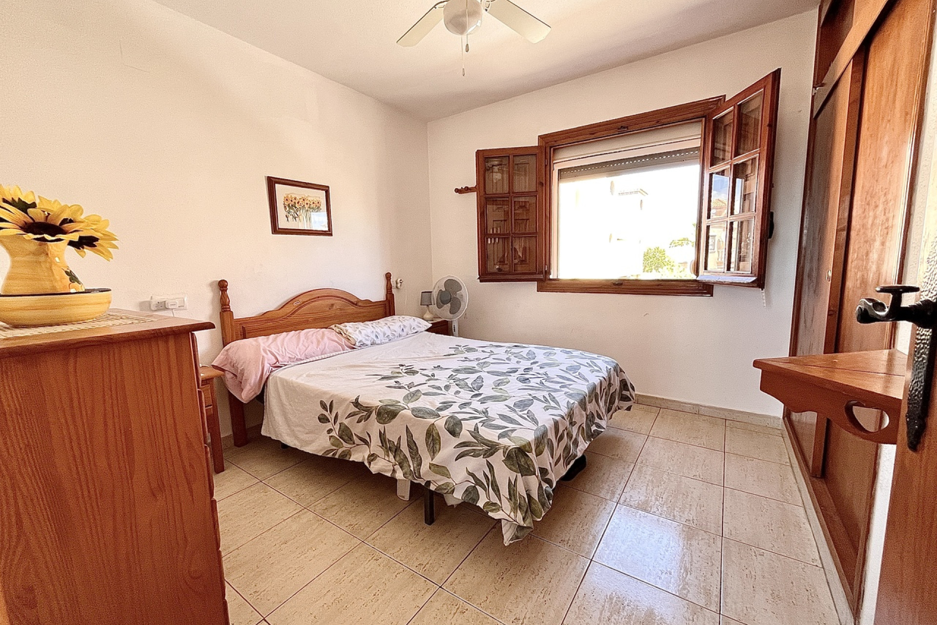 Resale - Apartment -
Playa Flamenca