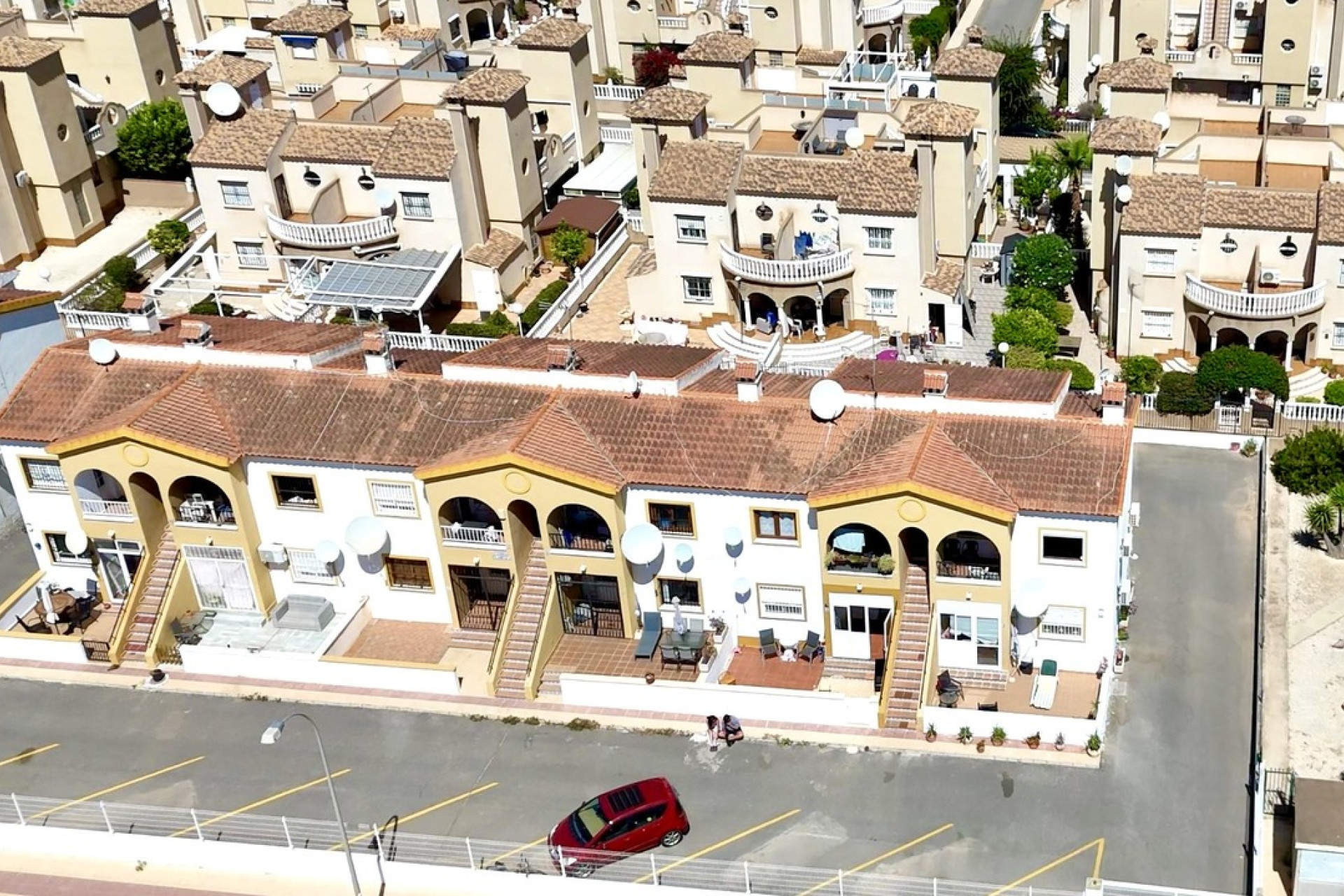 Resale - Apartment -
Playa Flamenca