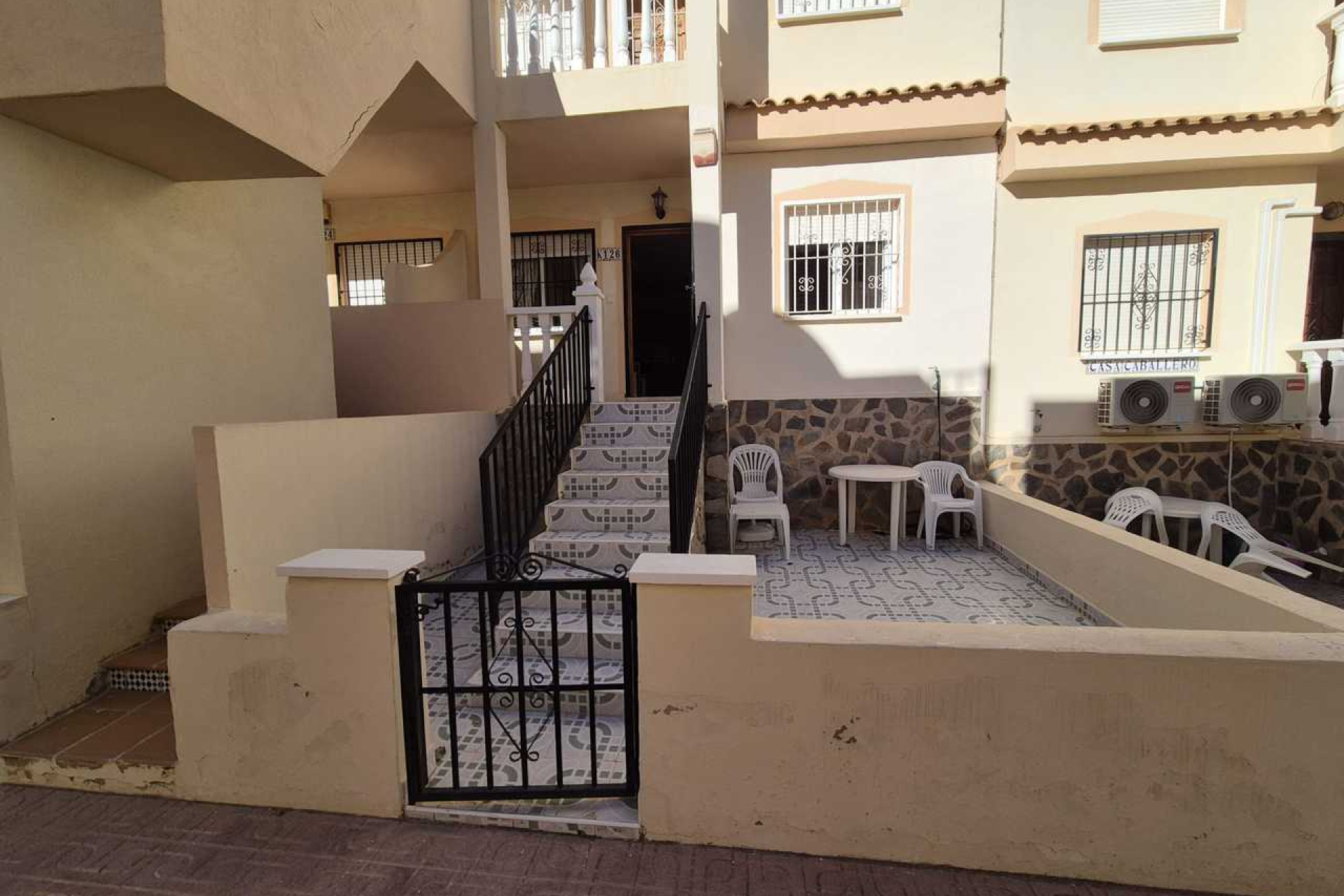 Resale - Apartment -
Playa Flamenca