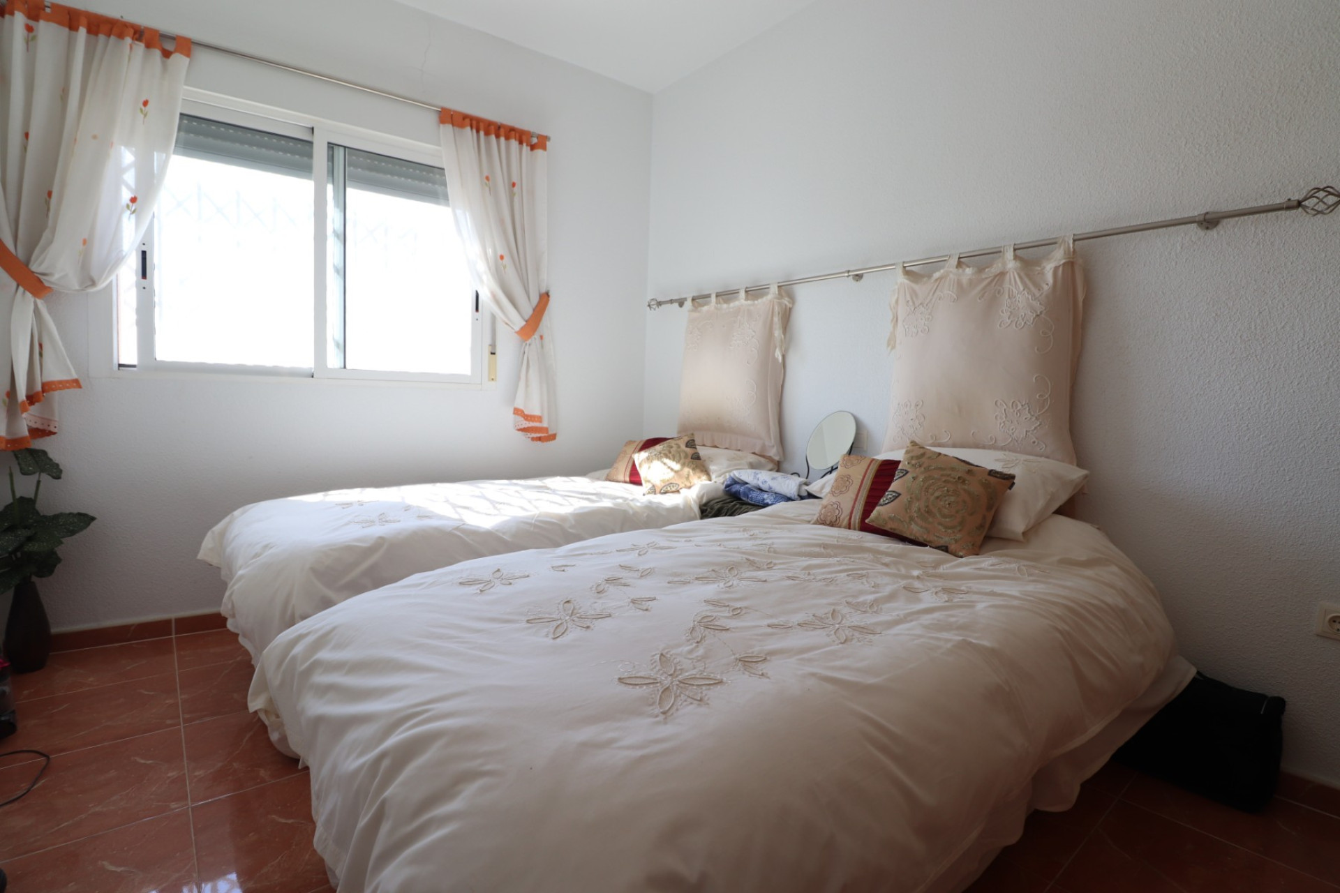 Resale - Apartment -
Rafal - Rafal - Town