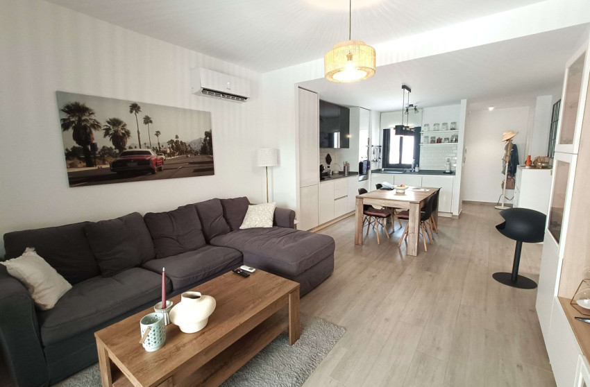 Resale - Apartment -
San Miguel de Salinas - Inland
