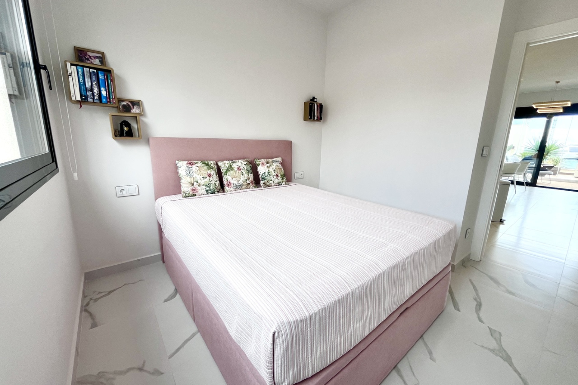 Resale - Apartment -
San Miguel de Salinas