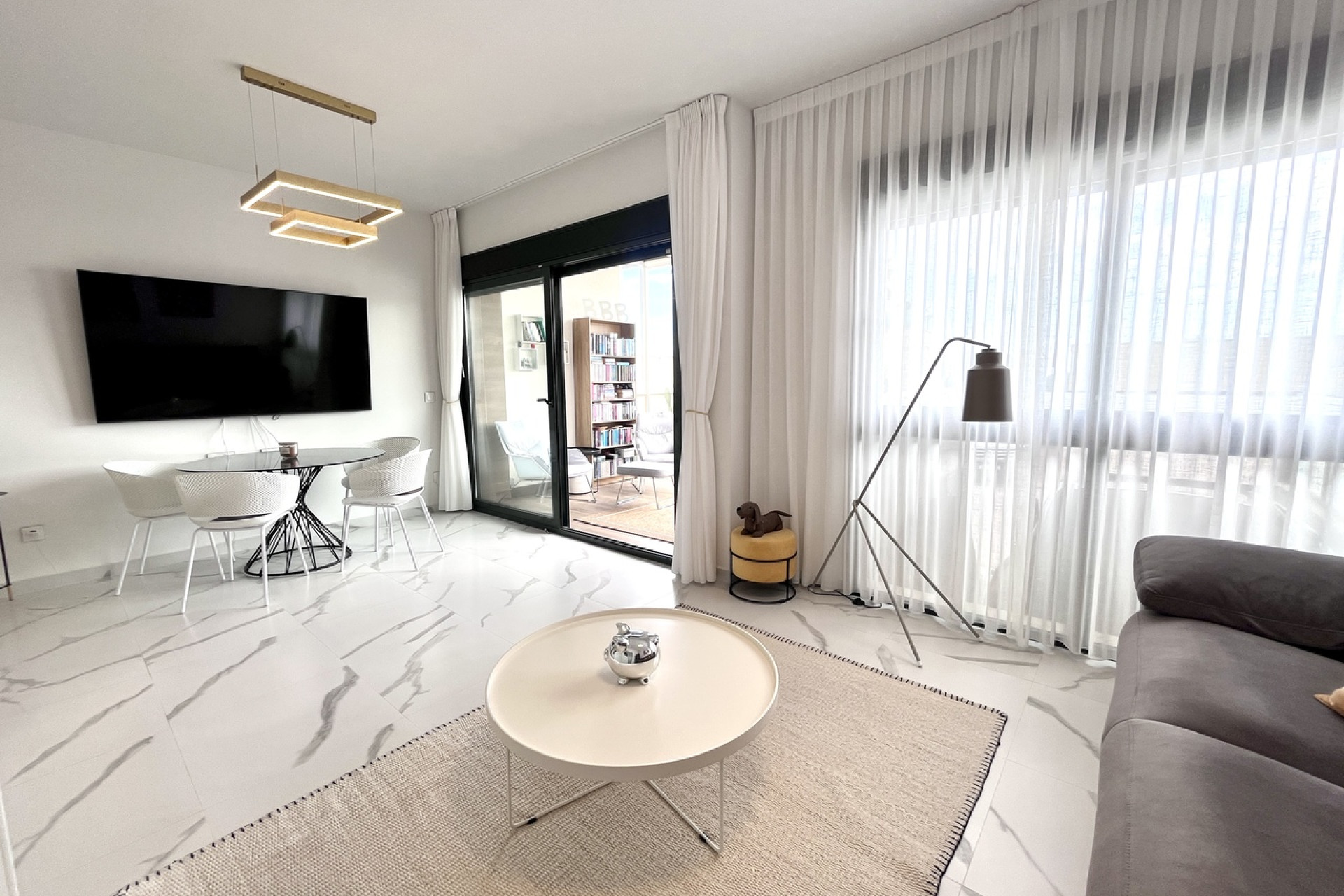 Resale - Apartment -
San Miguel de Salinas