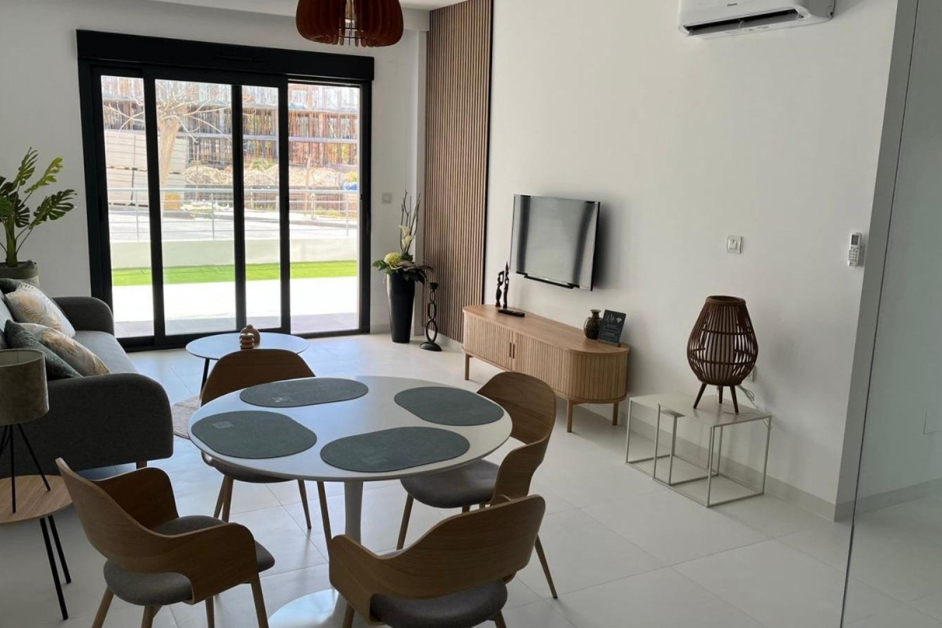 Resale - Apartment -
San Miguel de Salinas