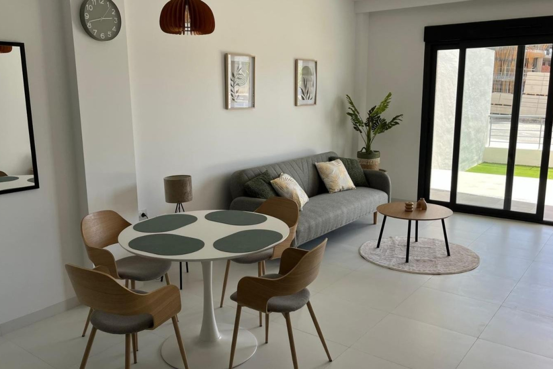 Resale - Apartment -
San Miguel de Salinas