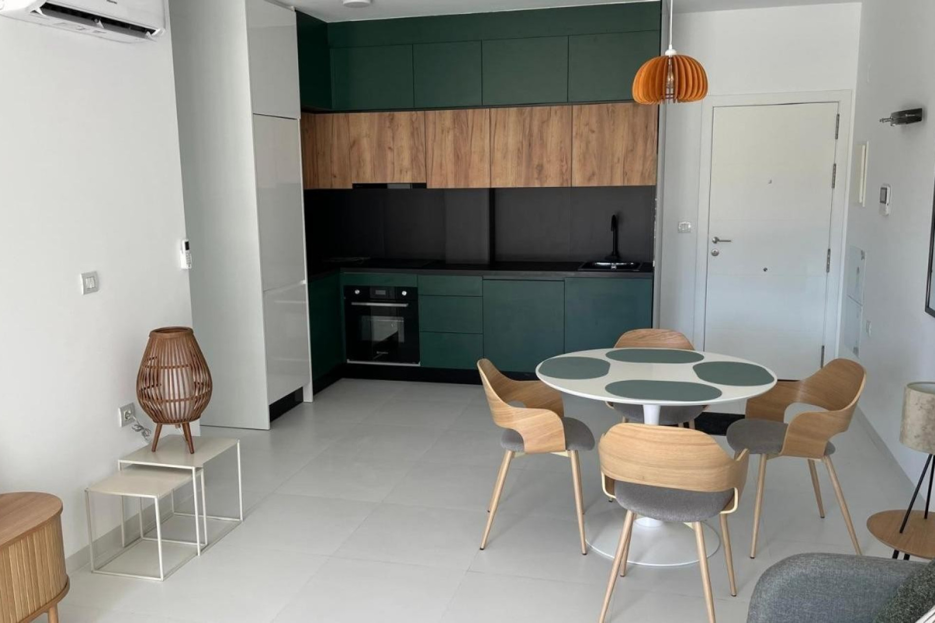 Resale - Apartment -
San Miguel de Salinas