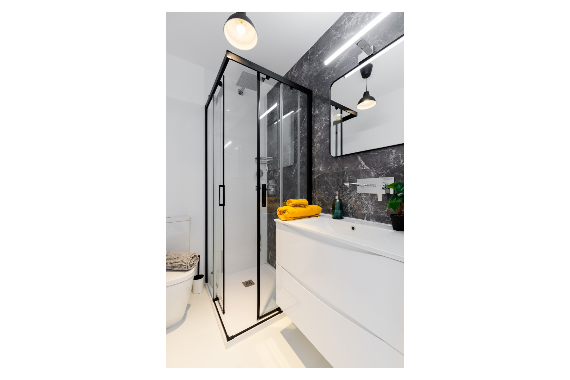 Resale - Apartment -
San Miguel de Salinas