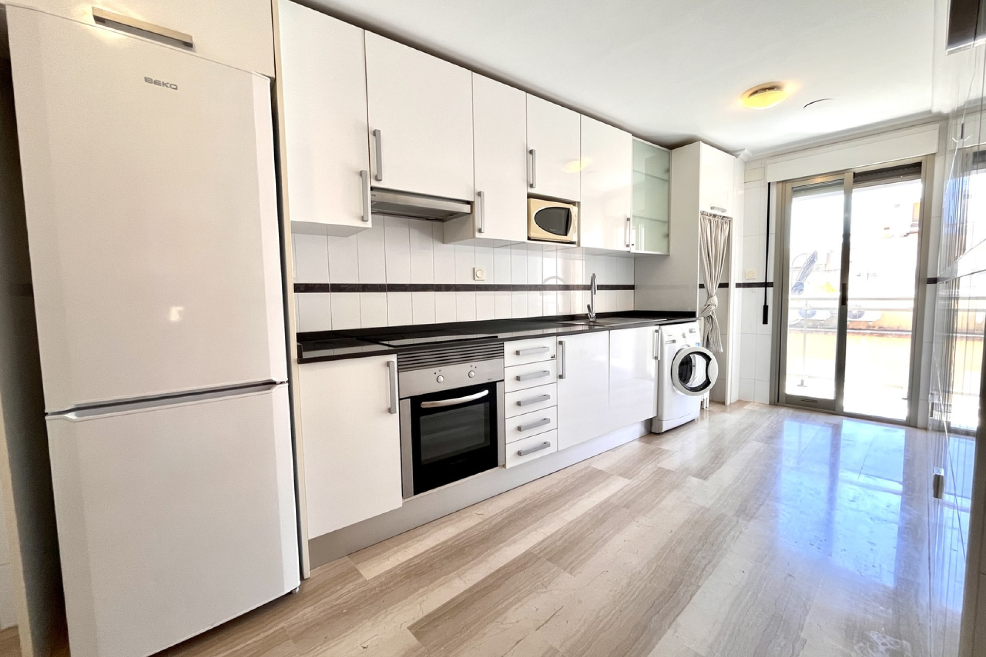Resale - Apartment -
Santa Pola - Costa Blanca