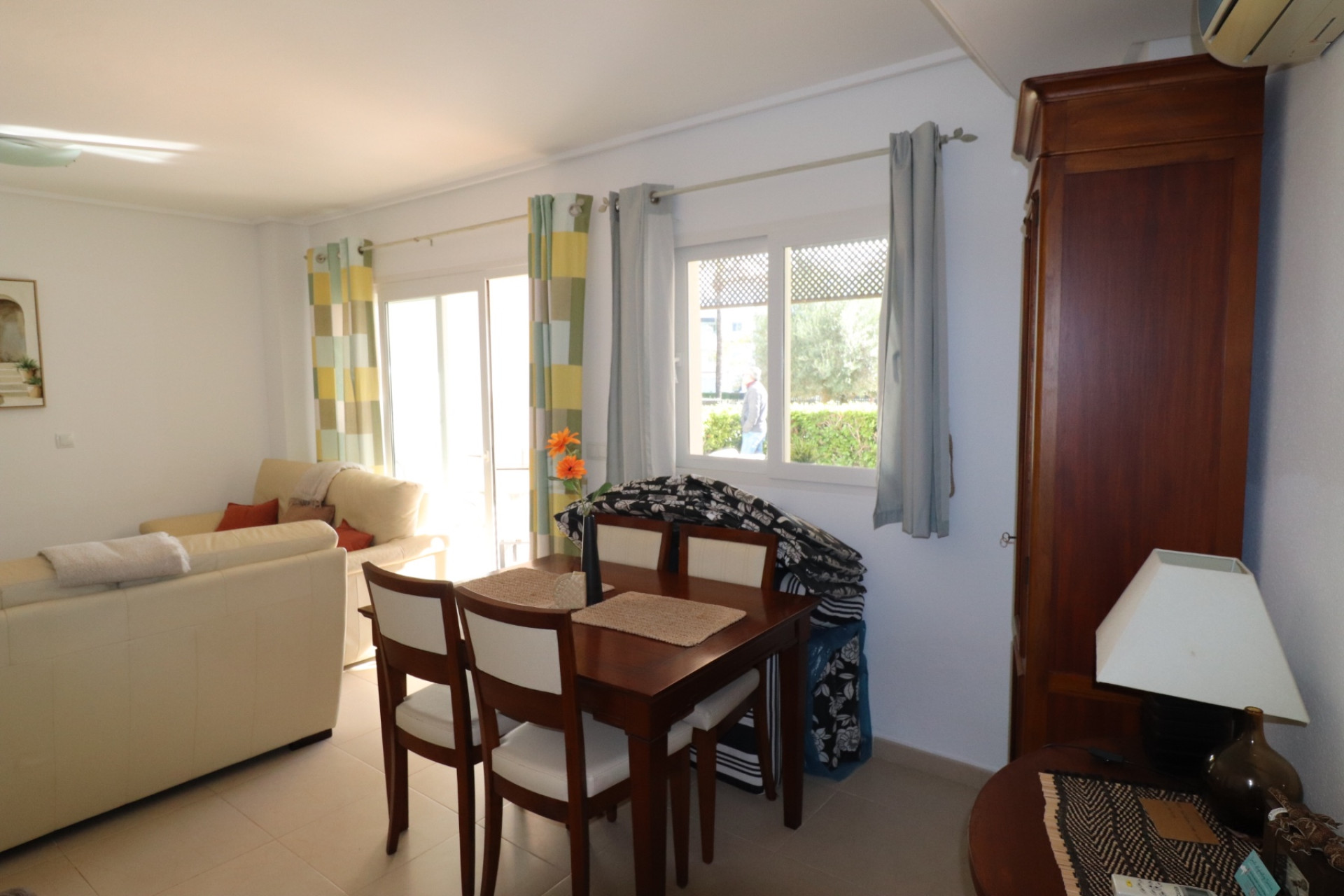 Resale - Apartment -
Sucina