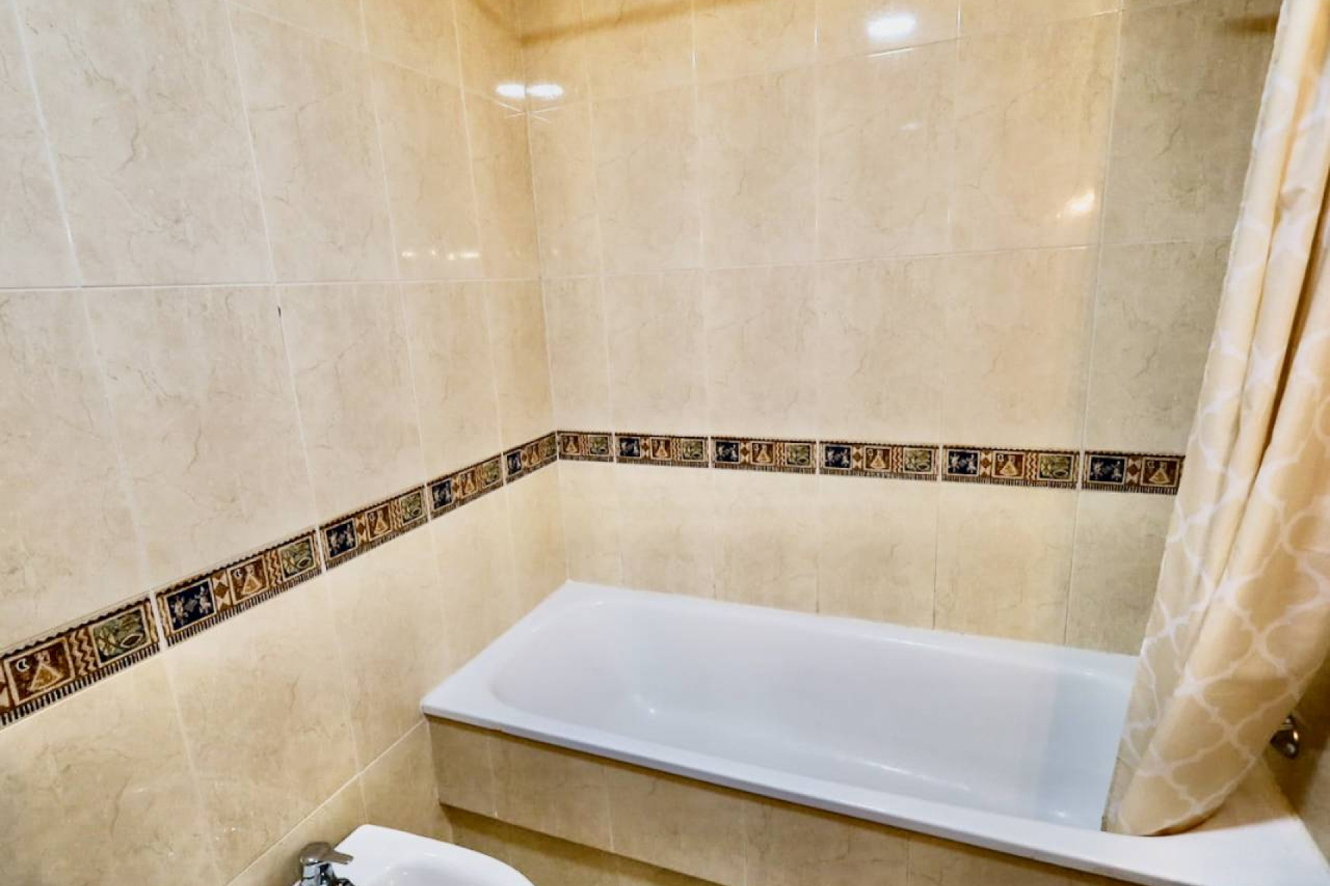 Resale - Apartment -
Torrevieja - Aguas Nuevas