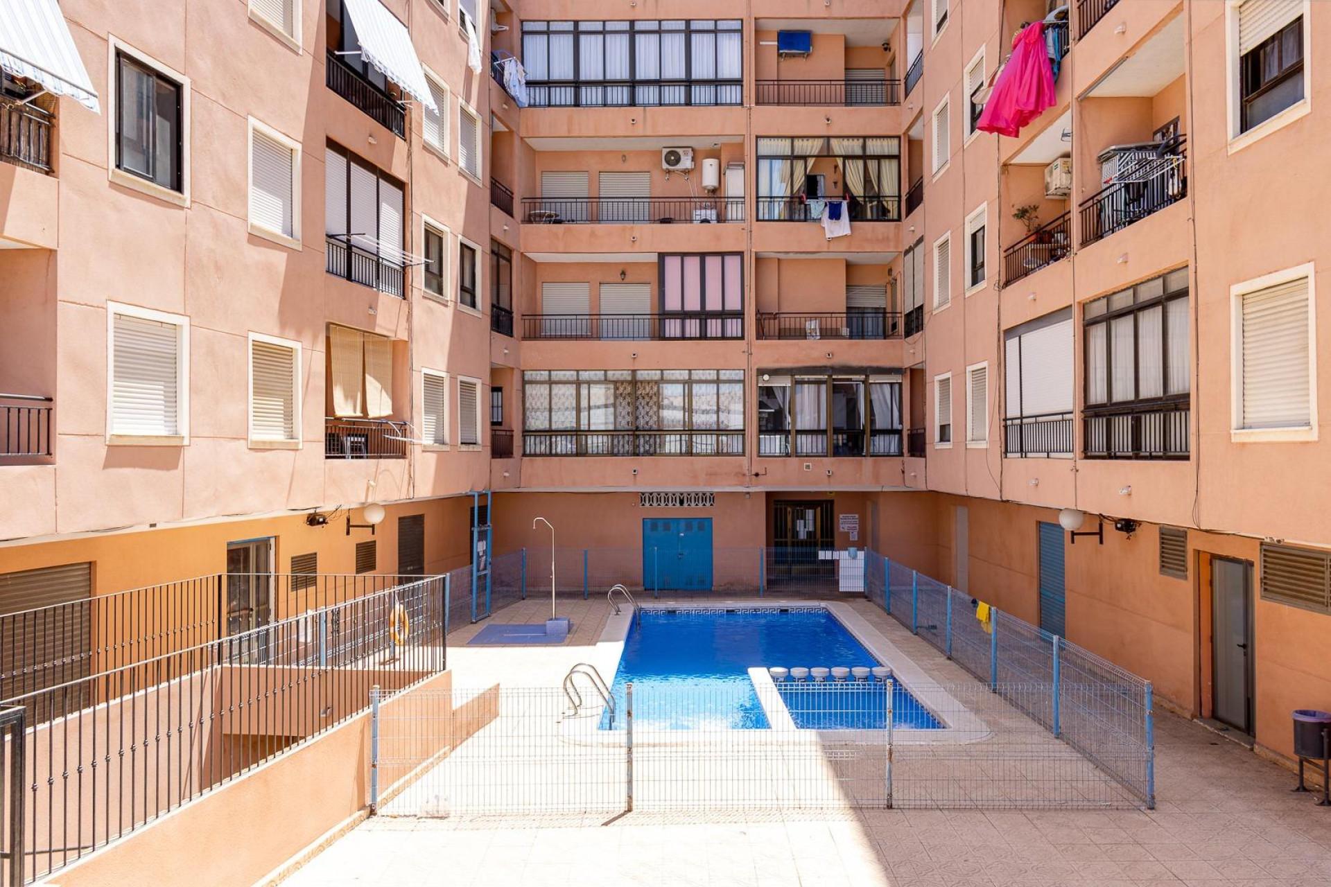 Resale - Apartment -
Torrevieja - Centro