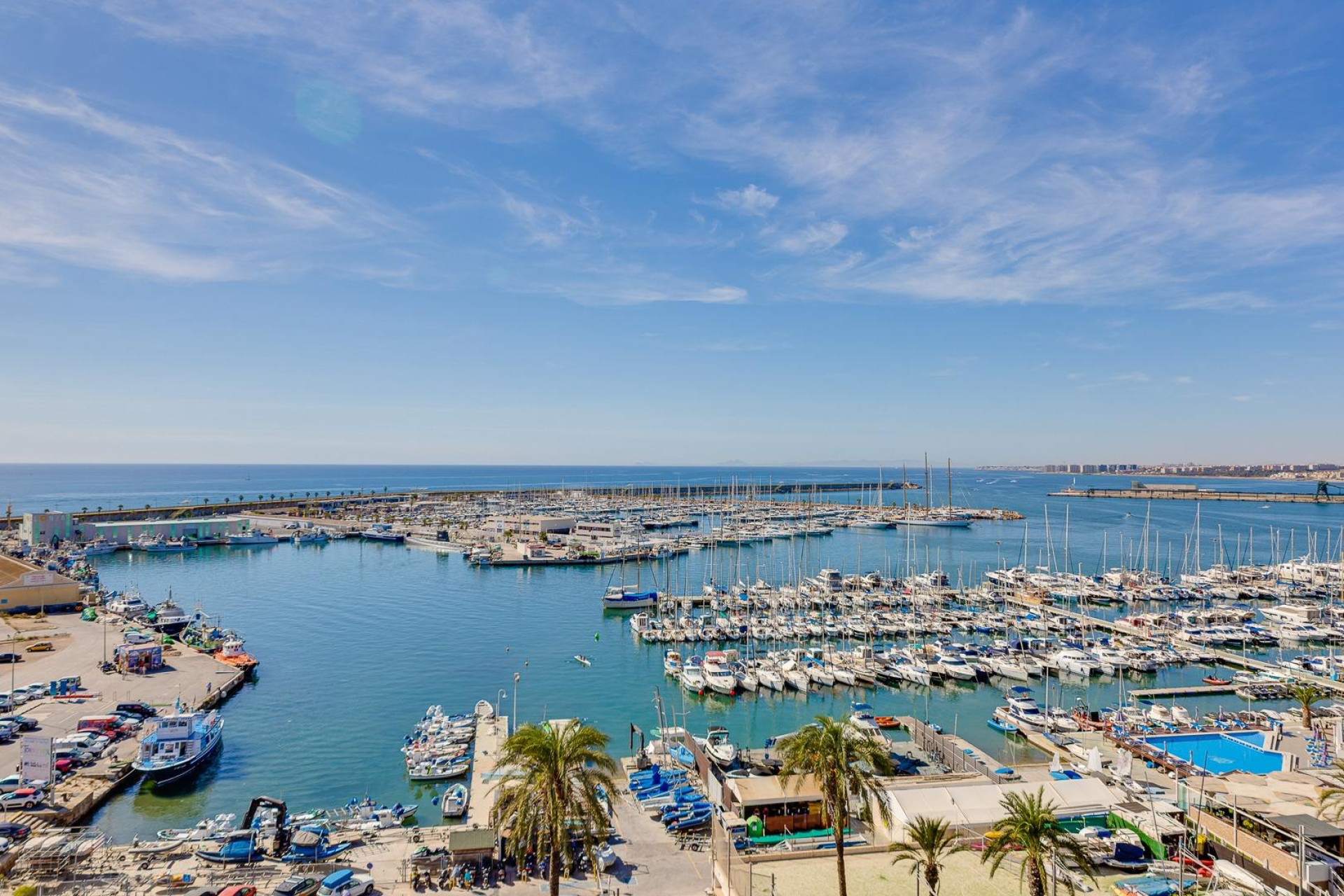Resale - Apartment -
Torrevieja - Centro