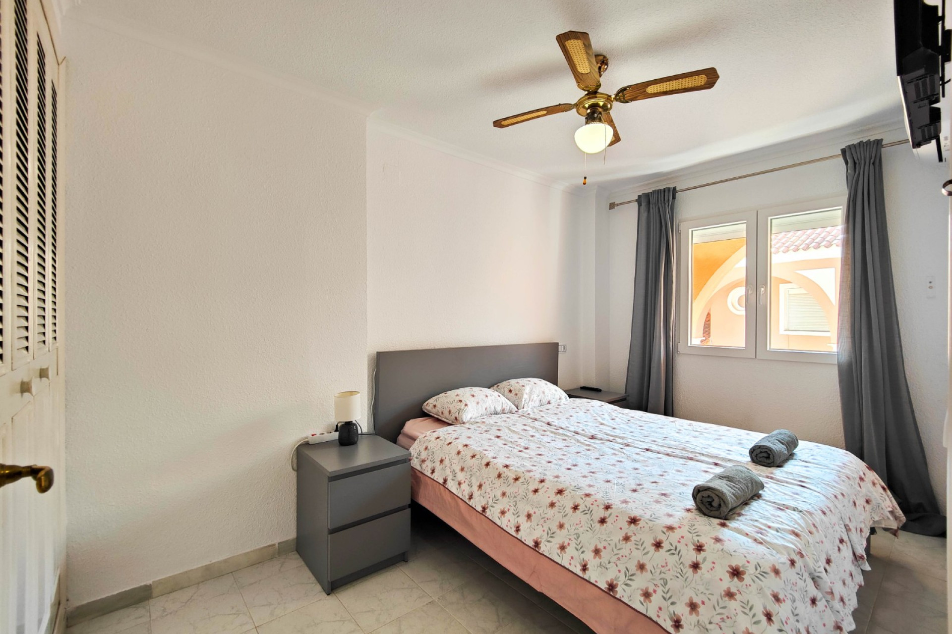 Resale - Apartment -
Torrevieja - La Mata