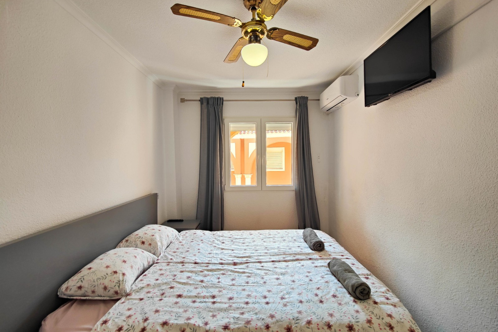 Resale - Apartment -
Torrevieja - La Mata