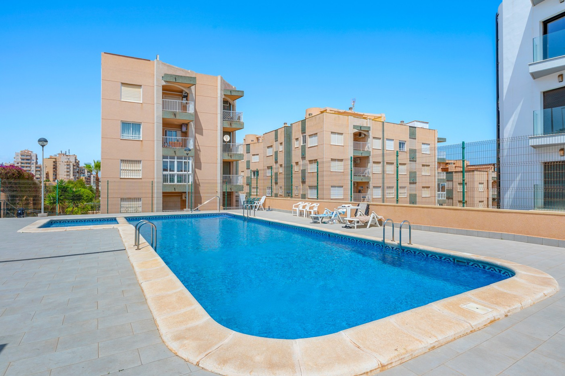 Resale - Apartment -
Torrevieja - La Mata