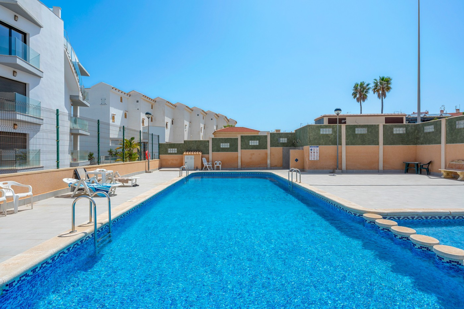 Resale - Apartment -
Torrevieja - La Mata