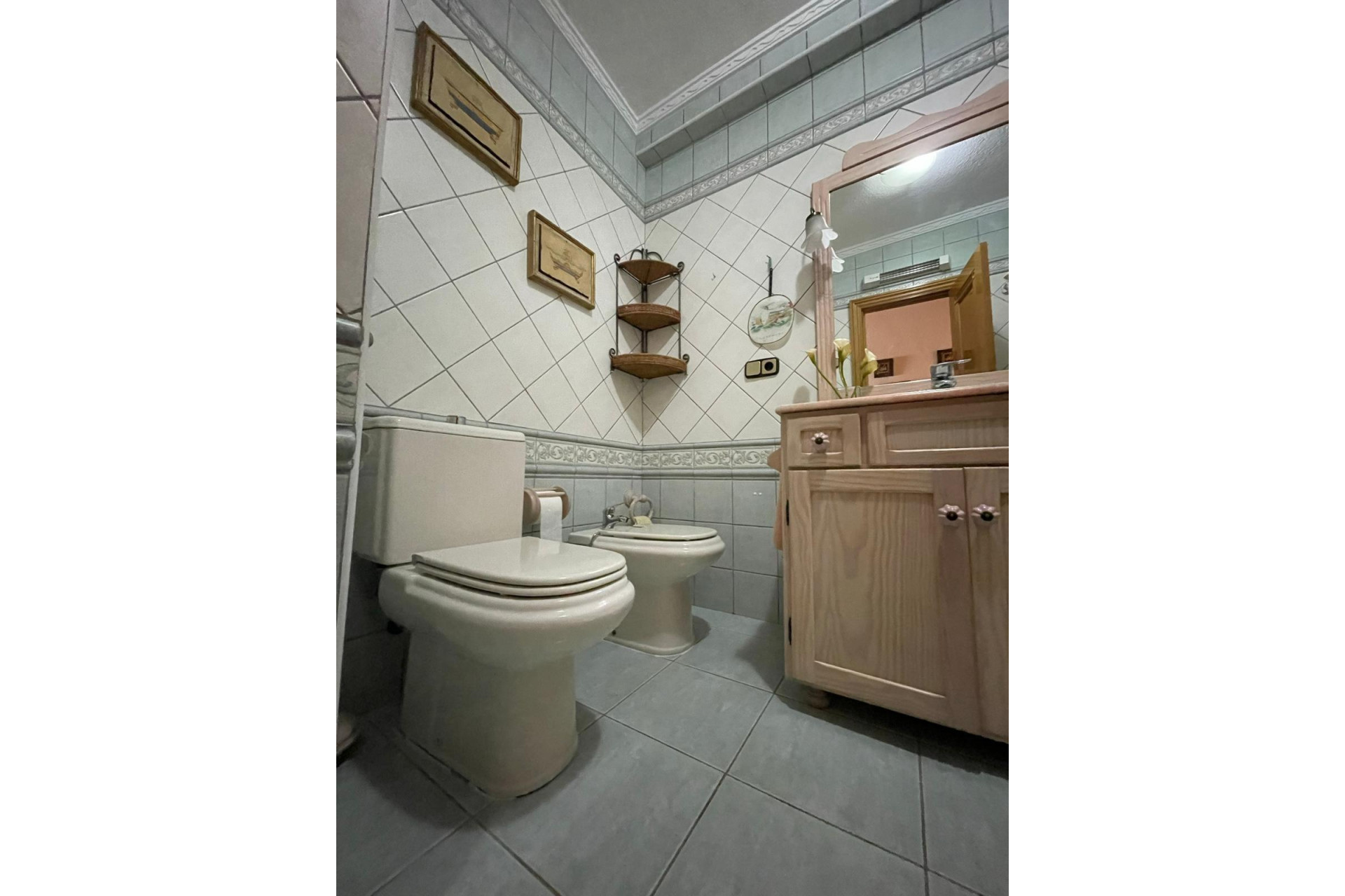 Resale - Apartment -
Torrevieja - Las Piscinas Naturales