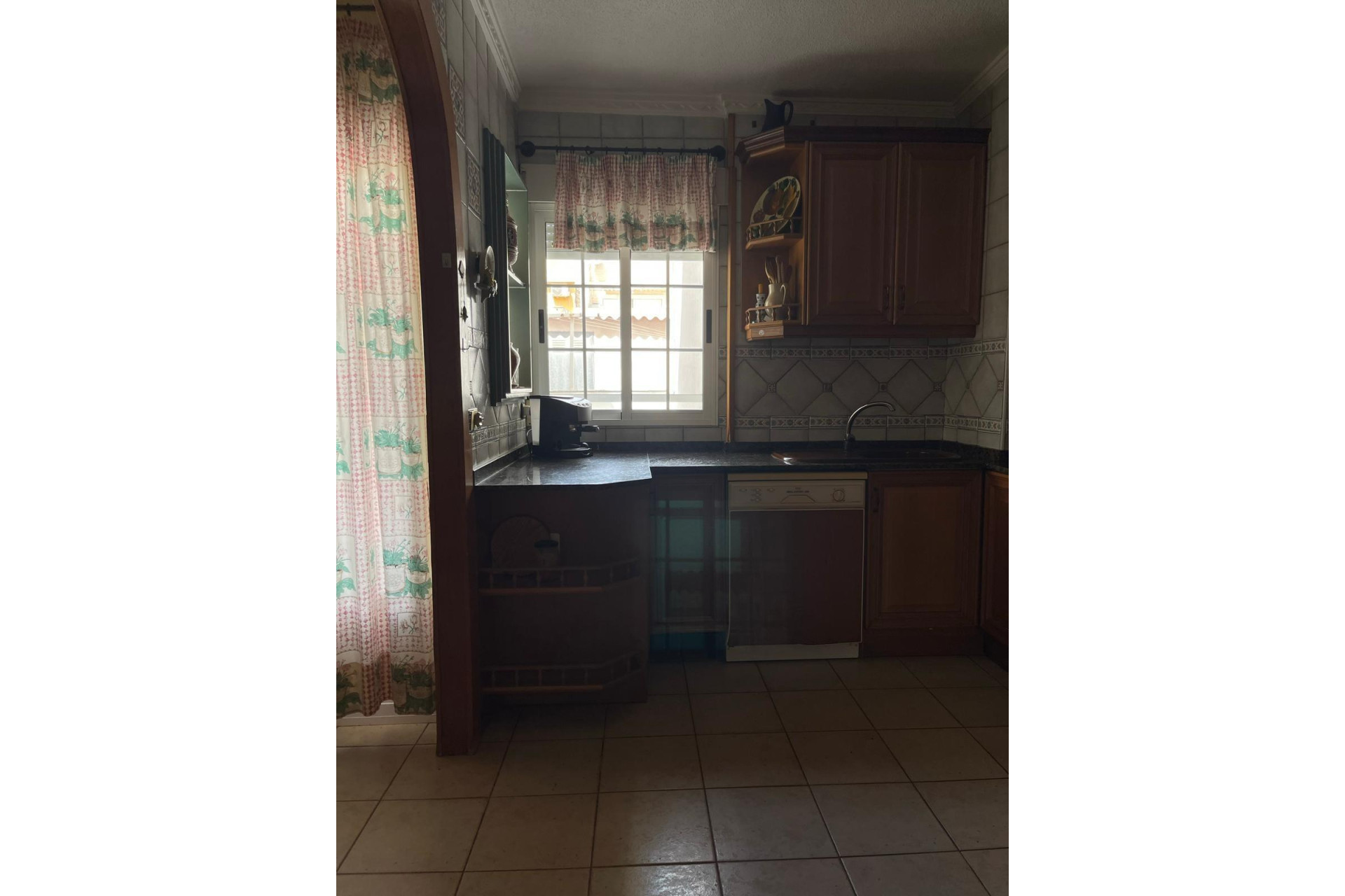 Resale - Apartment -
Torrevieja - Las Piscinas Naturales