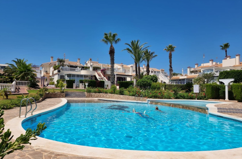 Resale - Apartment -
Torrevieja - Los Balcones - Los Altos del Edén